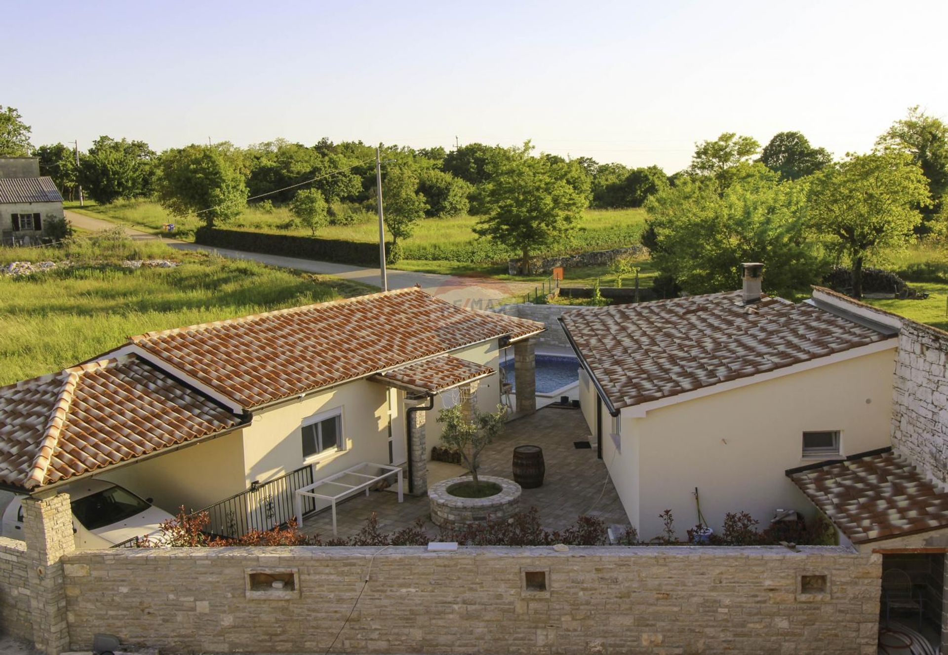 House in Zminj, Istarska Zupanija 12032798