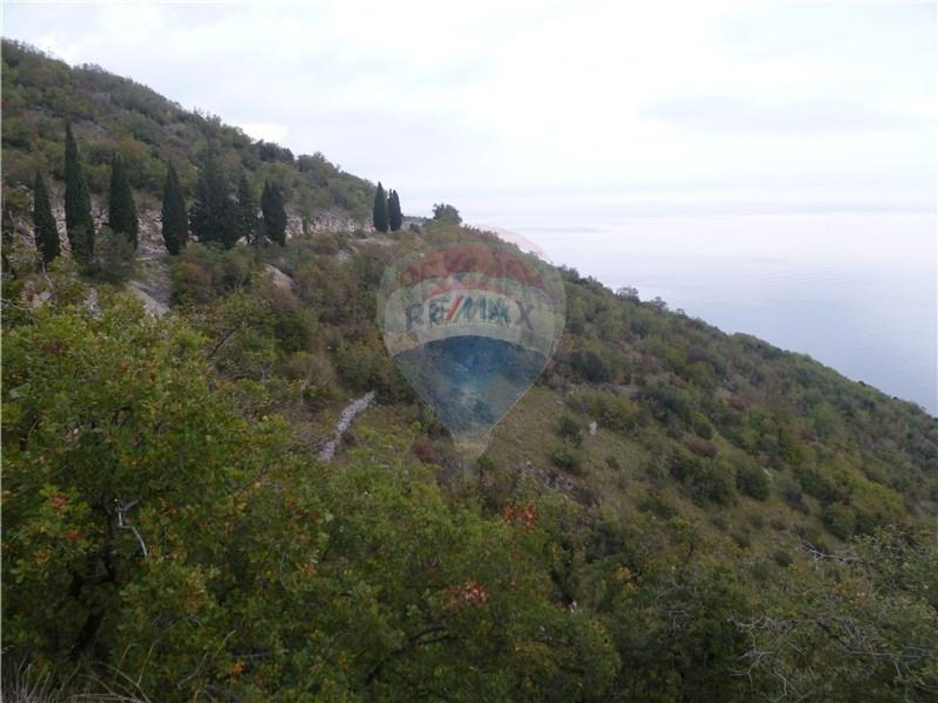 Terre dans Mošćenička Draga, Primorsko-goranska županija 12033091