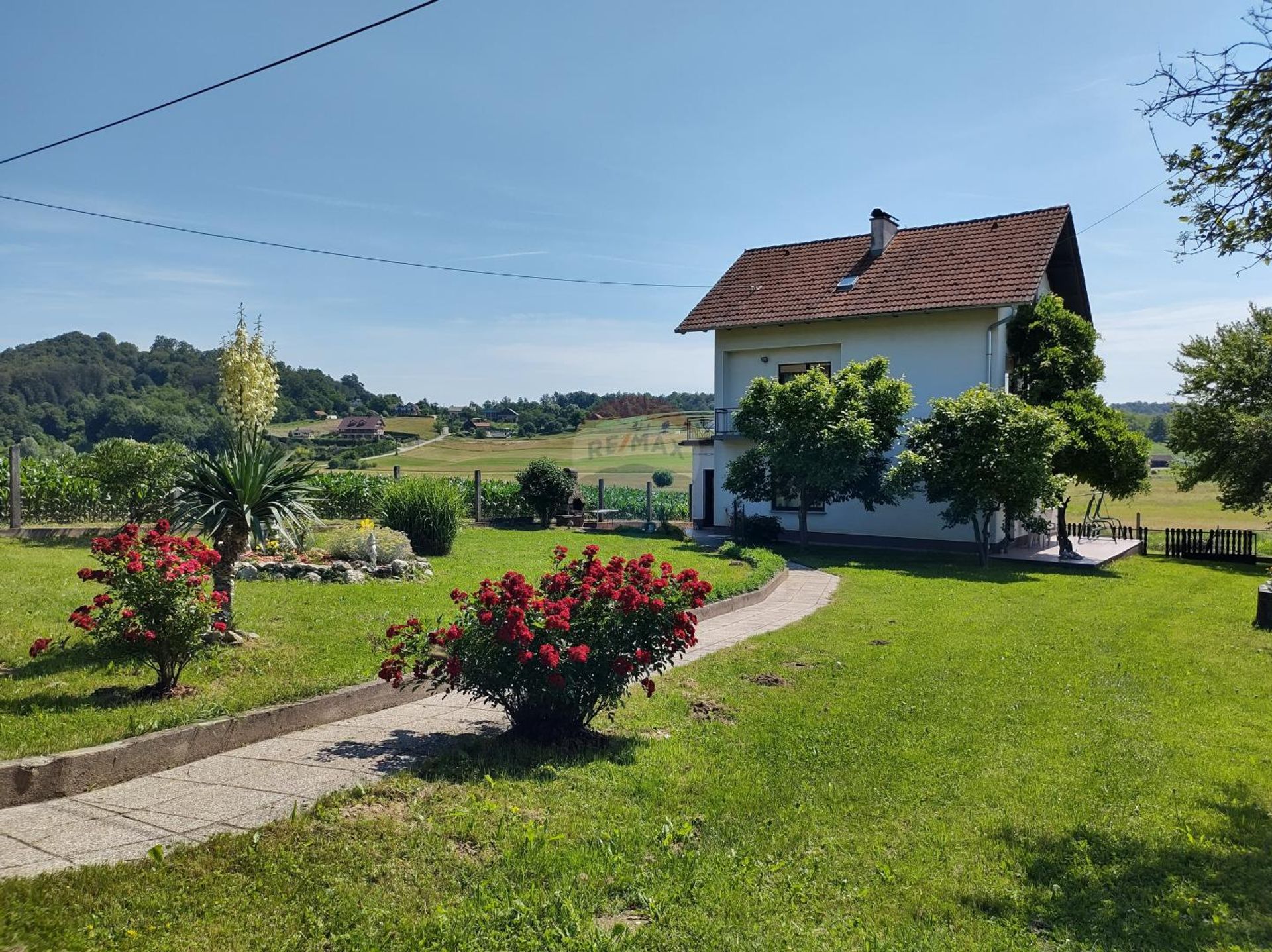 casa en Radakovo, Krapinsko-zagorska županija 12033854