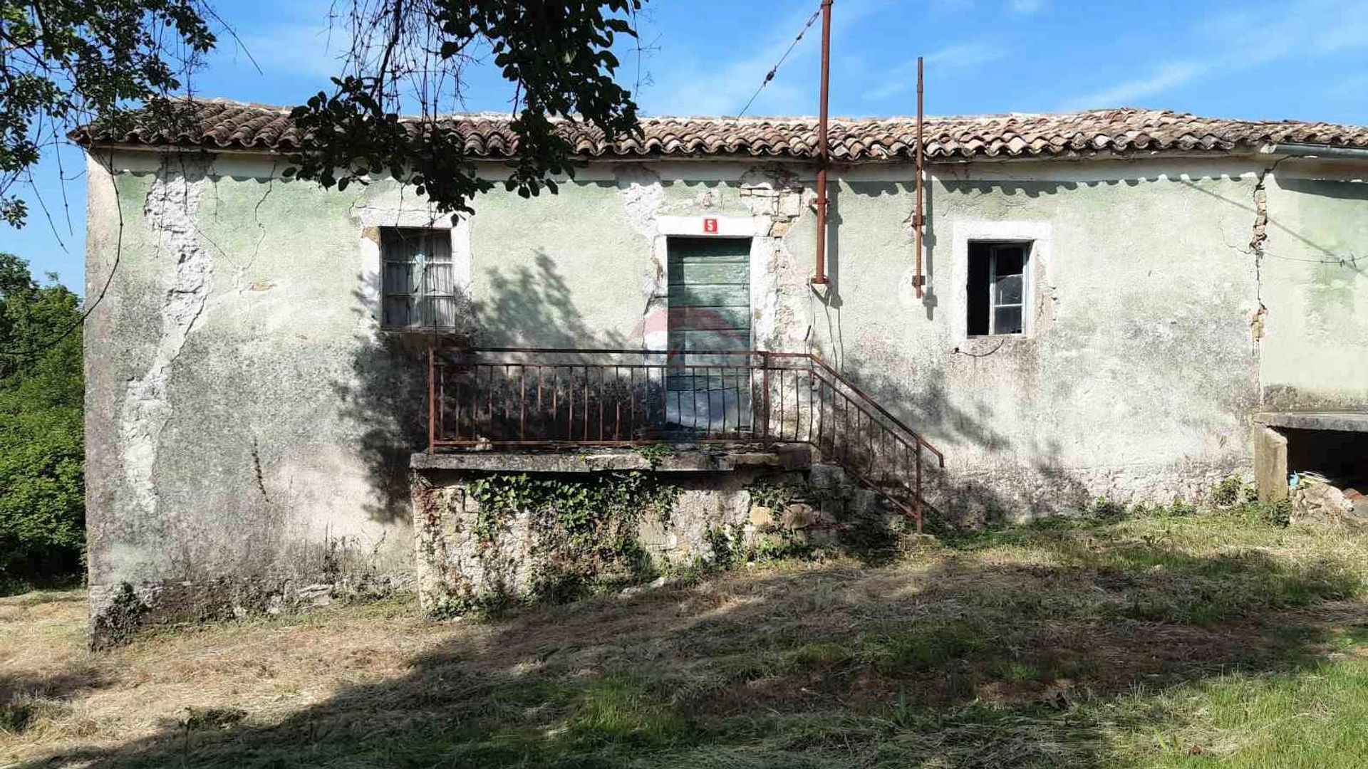 casa en Klarici, Istarska Županija 12033960