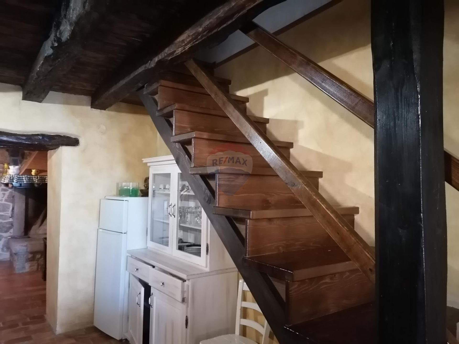 casa en Buzet, Istarska županija 12034576