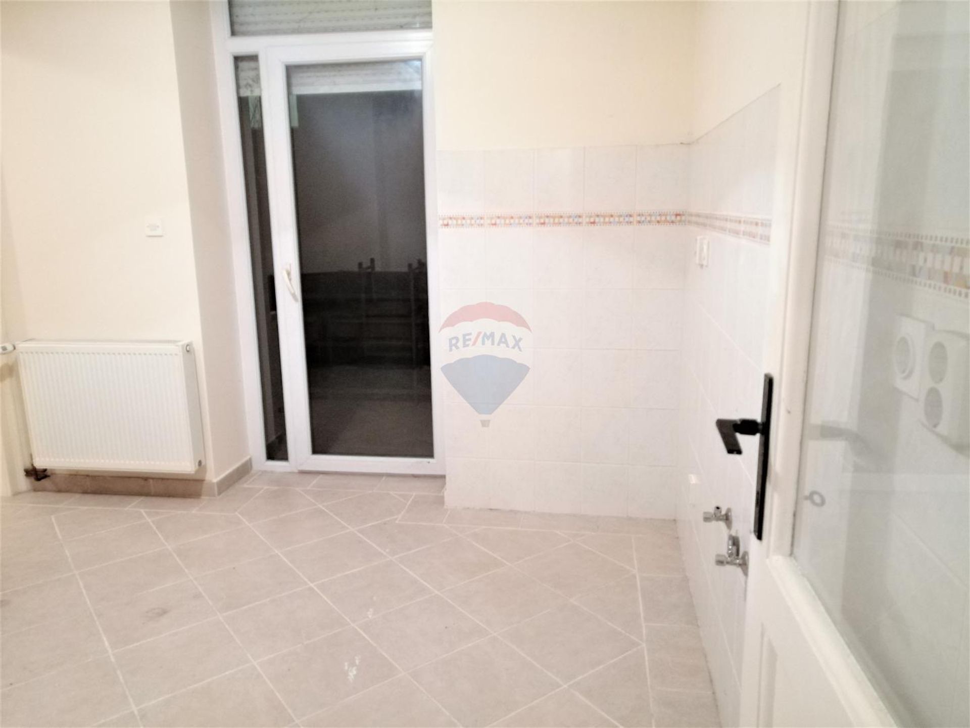 آخر في Karlovac, Karlovacka Zupanija 12034621