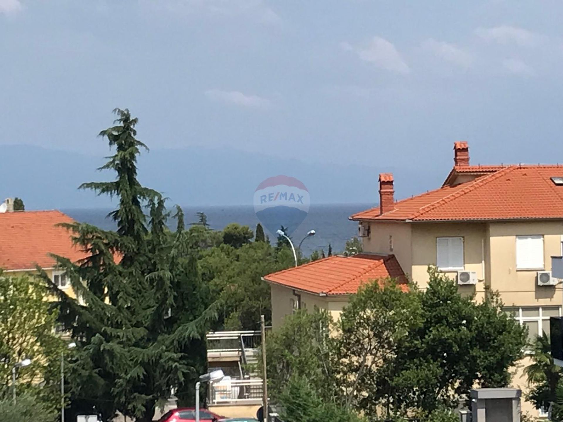 casa en Malinska, Primorsko-goranska županija 12035023