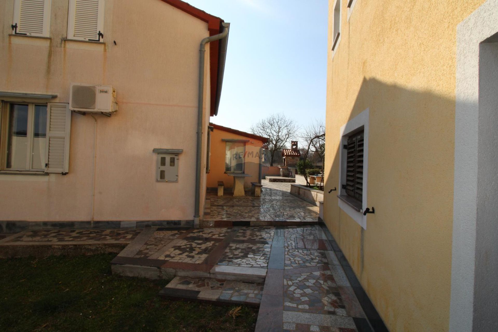 rumah dalam Rovinj, Istarska županija 12035369