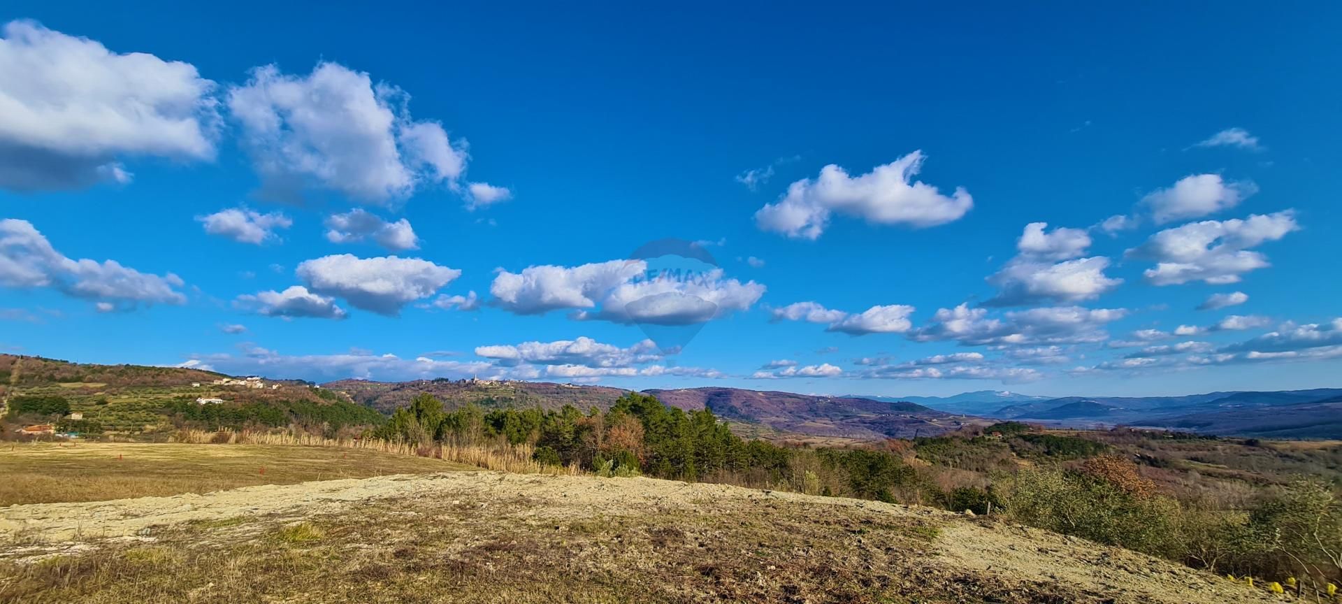 Land in Buje, Istarska Zupanija 12035487