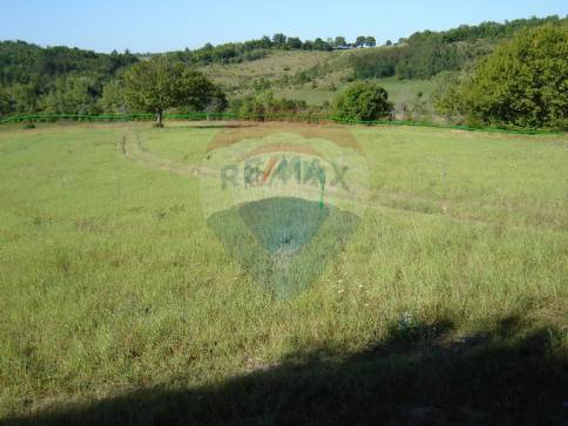 Land in Novaki Motovunski, Istarska županija 12035624