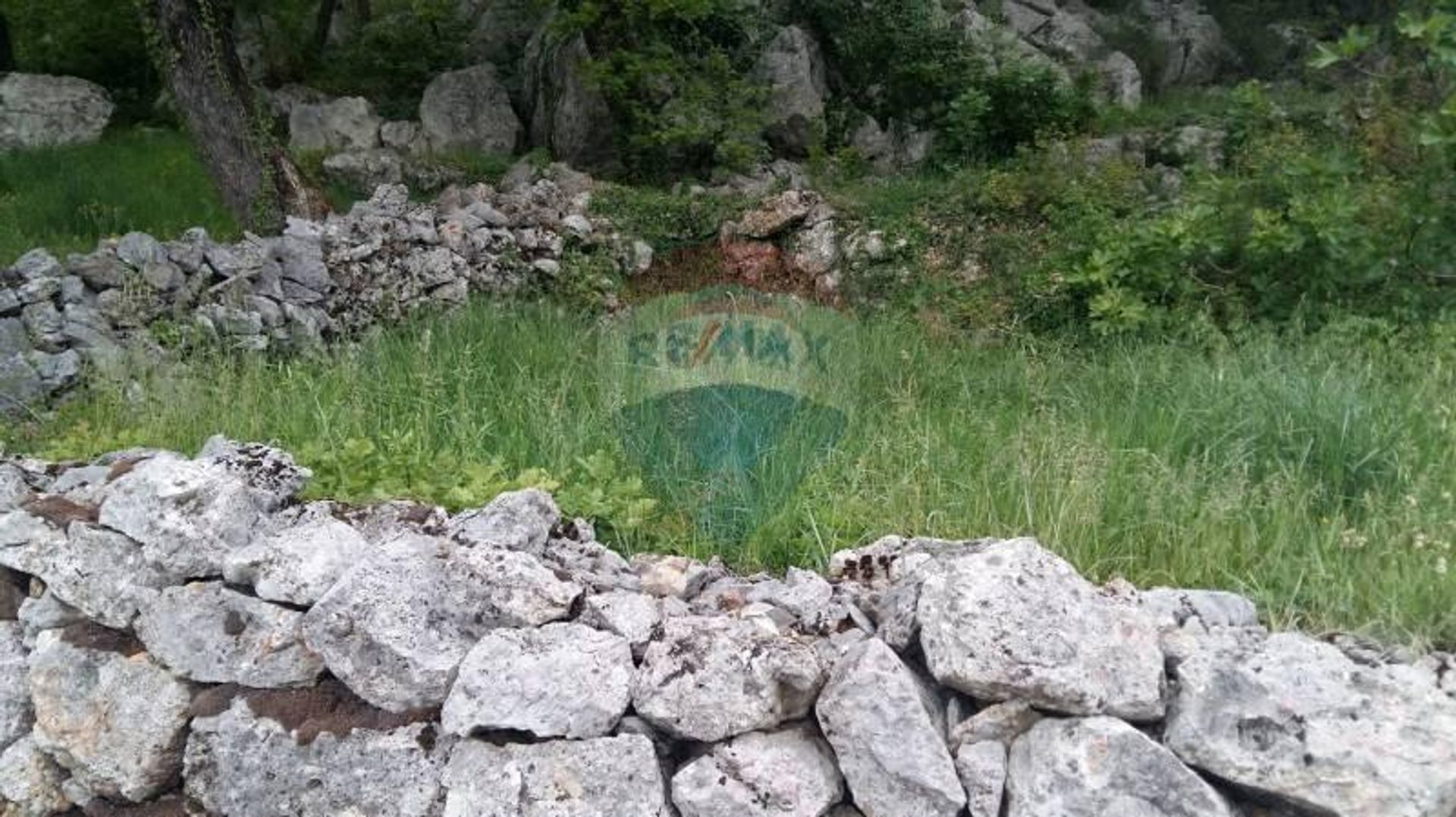 Land in Povile, Primorsko-Goranska Zupanija 12036378