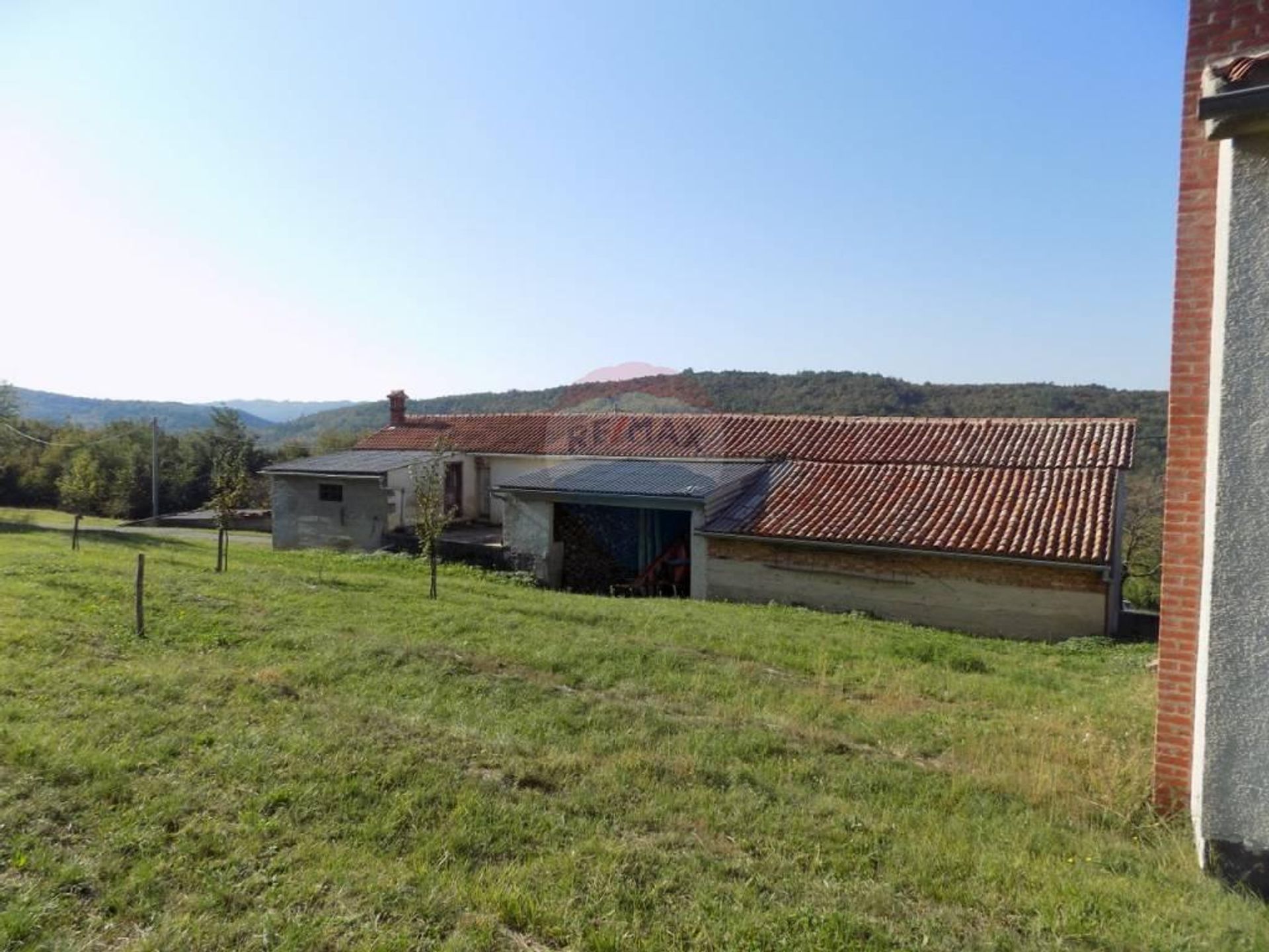 House in Hum, Istarska županija 12036430