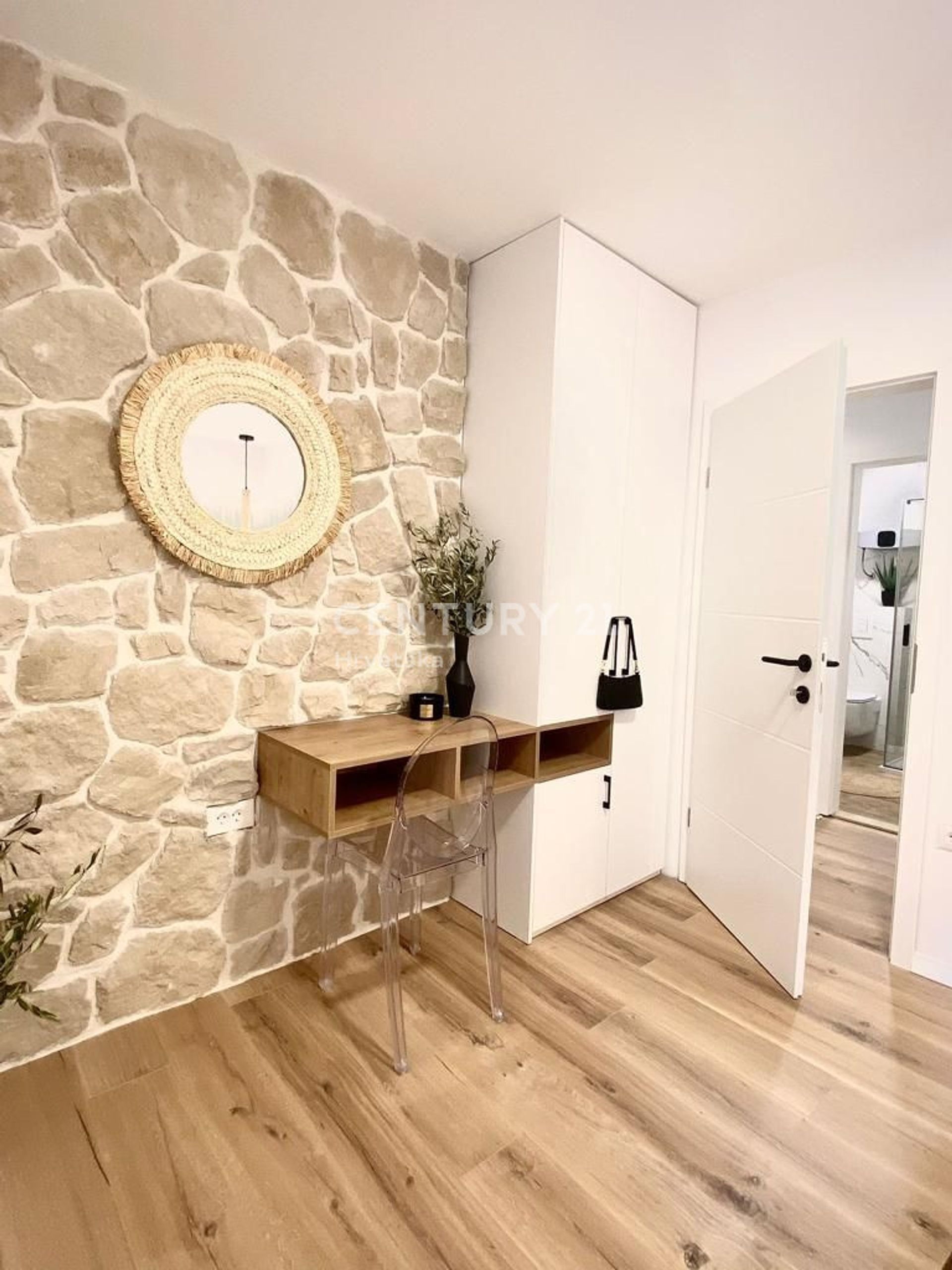 Condominium dans Rovinj, Istria County 12037974