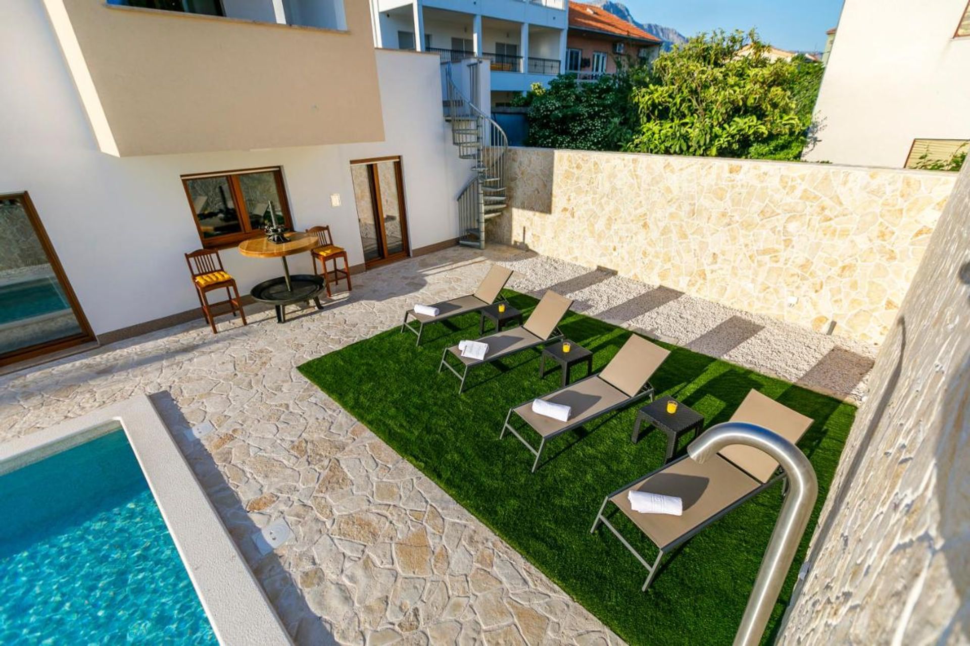 casa no Kaštel Sućurac, Split-Dalmatia County 12038027