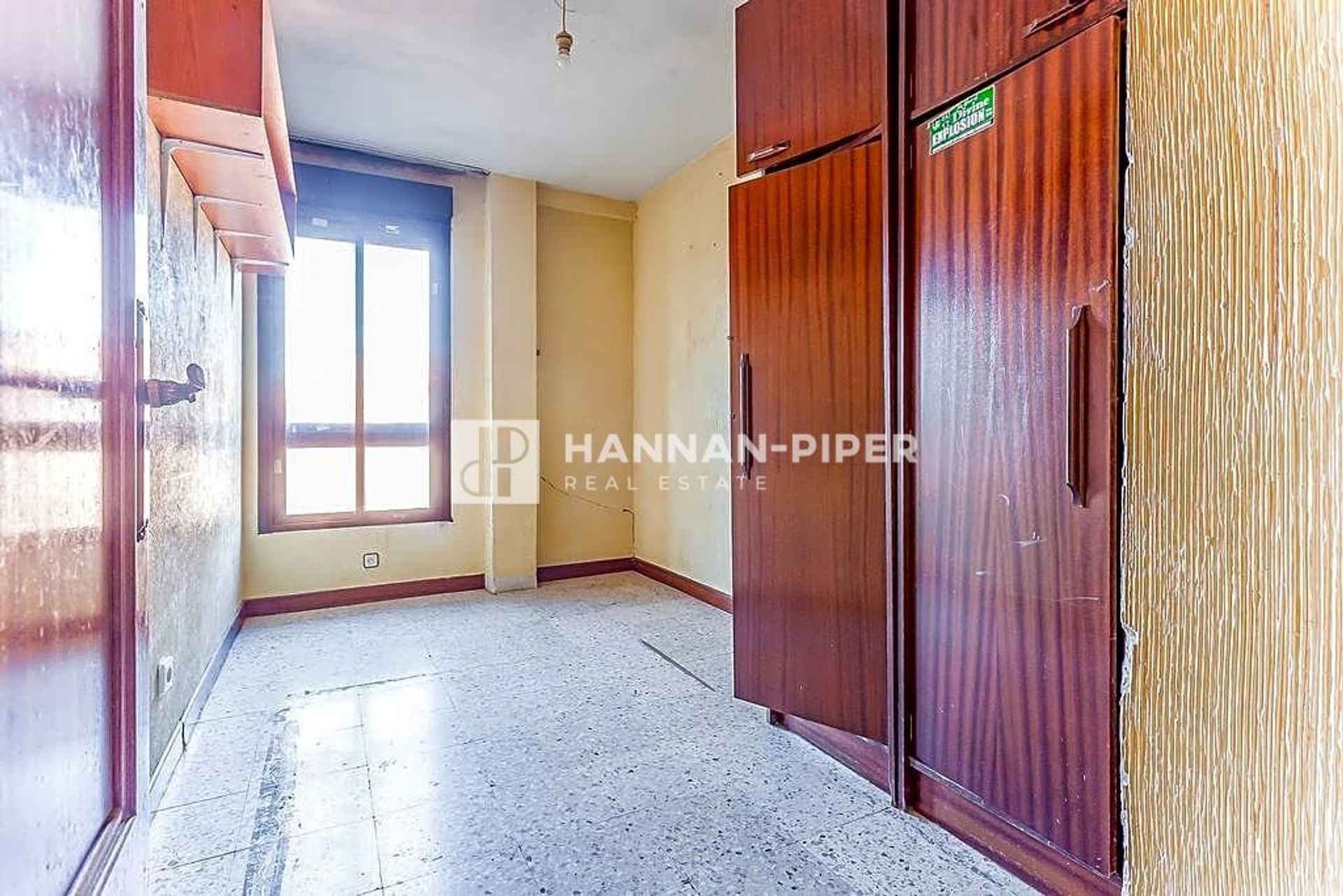 Condominium in Puente-Viveros, Madrid 12038048