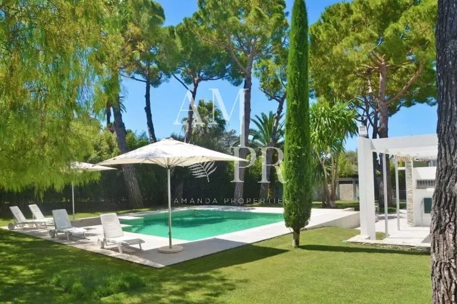 Hus i Antibes, Provence-Alpes-Cote d'Azur 12038087