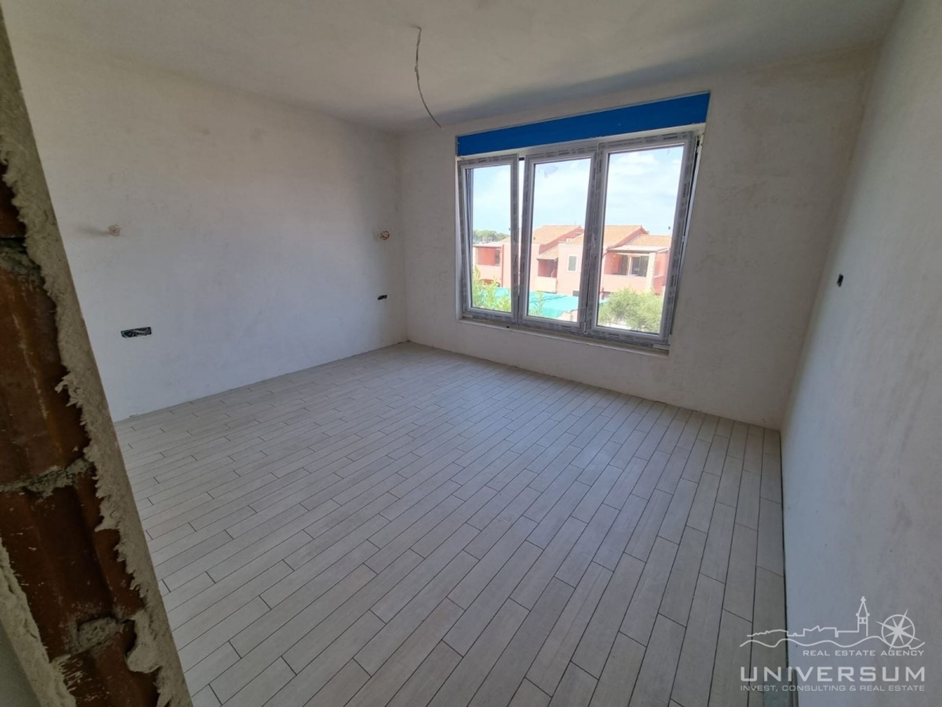 Condominio en Úmag, Istarska Županija 12038206