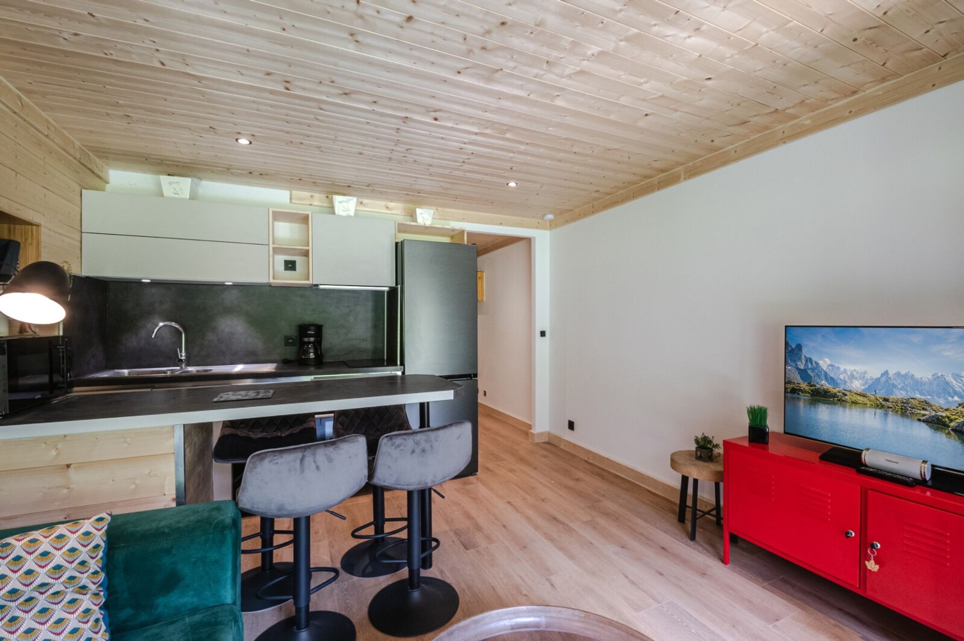 Condominium in Les Houches, Auvergne-Rhone-Alpes 12040813