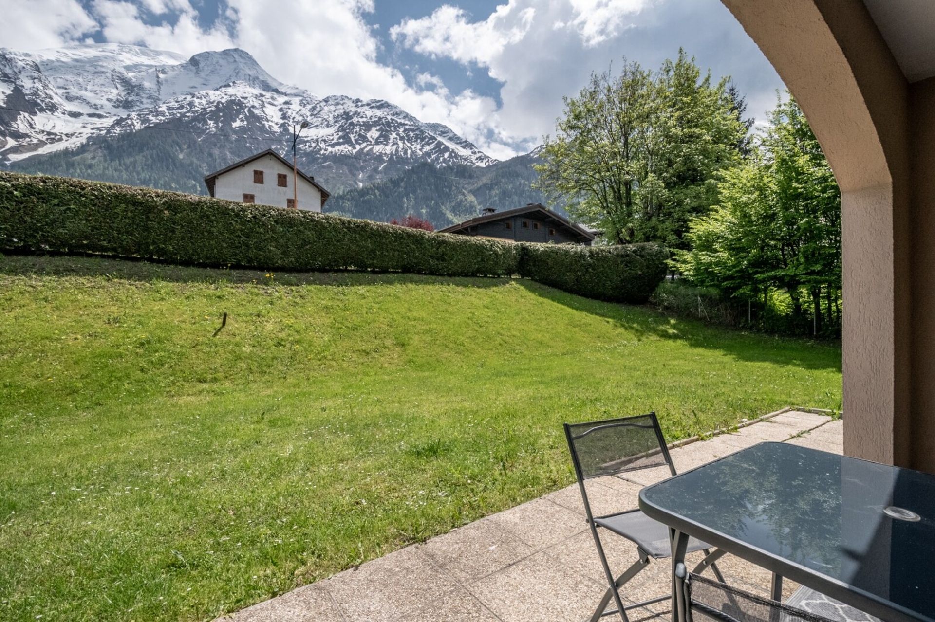 Condominium dans Les Houches, Auvergne-Rhône-Alpes 12040813