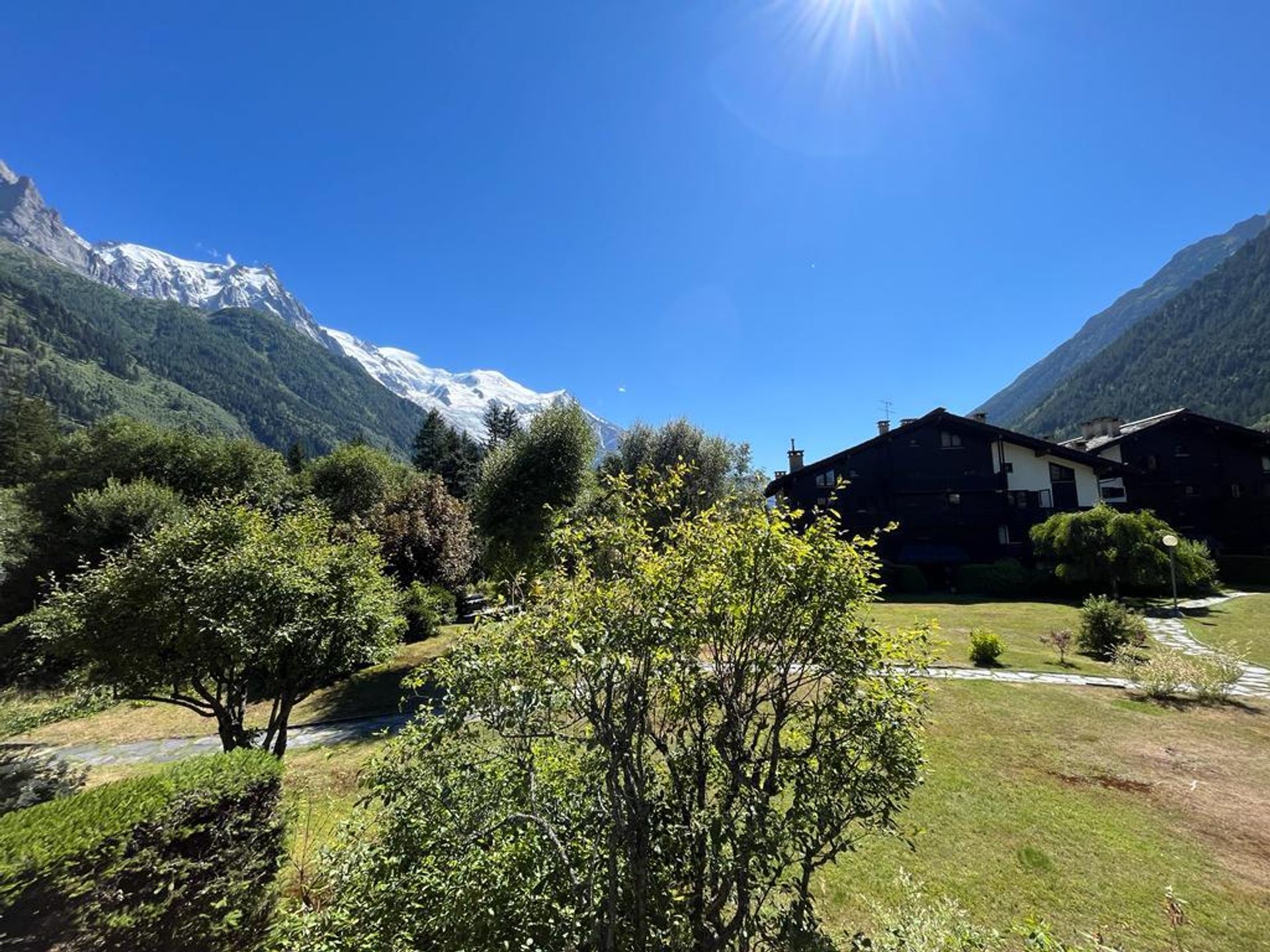 Osakehuoneisto sisään Chamonix-Mont-Blanc, Auvergne-Rhône-Alpes 12040815