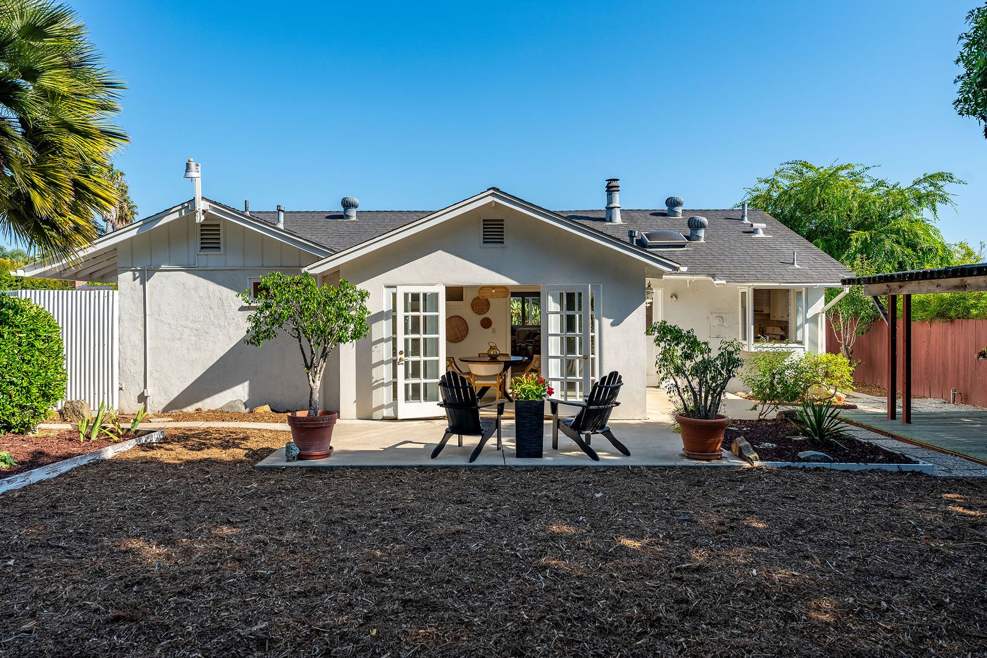 loger dans Santa Barbara, 313 Vista De La Cumbre 12043353