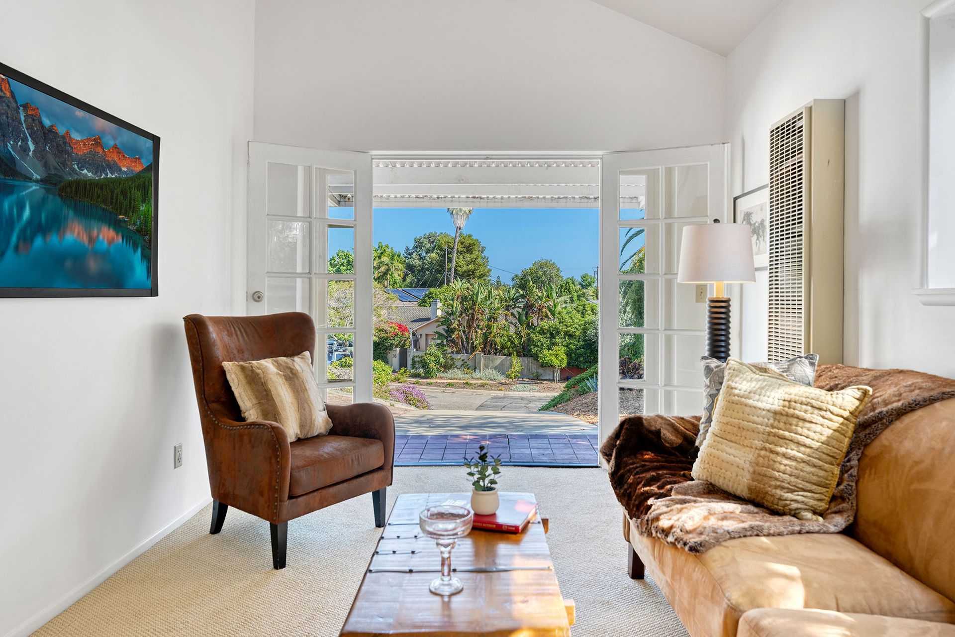 loger dans Santa Barbara, 313 Vista De La Cumbre 12043353