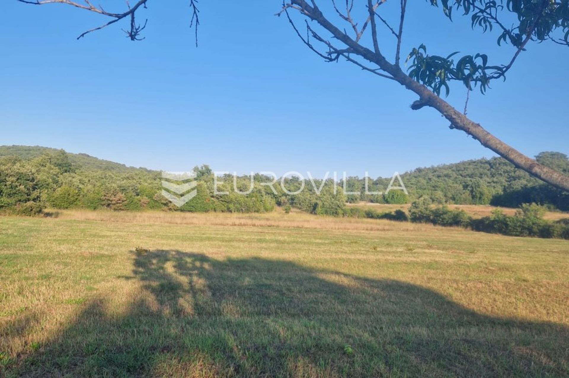 Land i Sveti Lovrec Pazenaticki, Istarska Zupanija 12043481