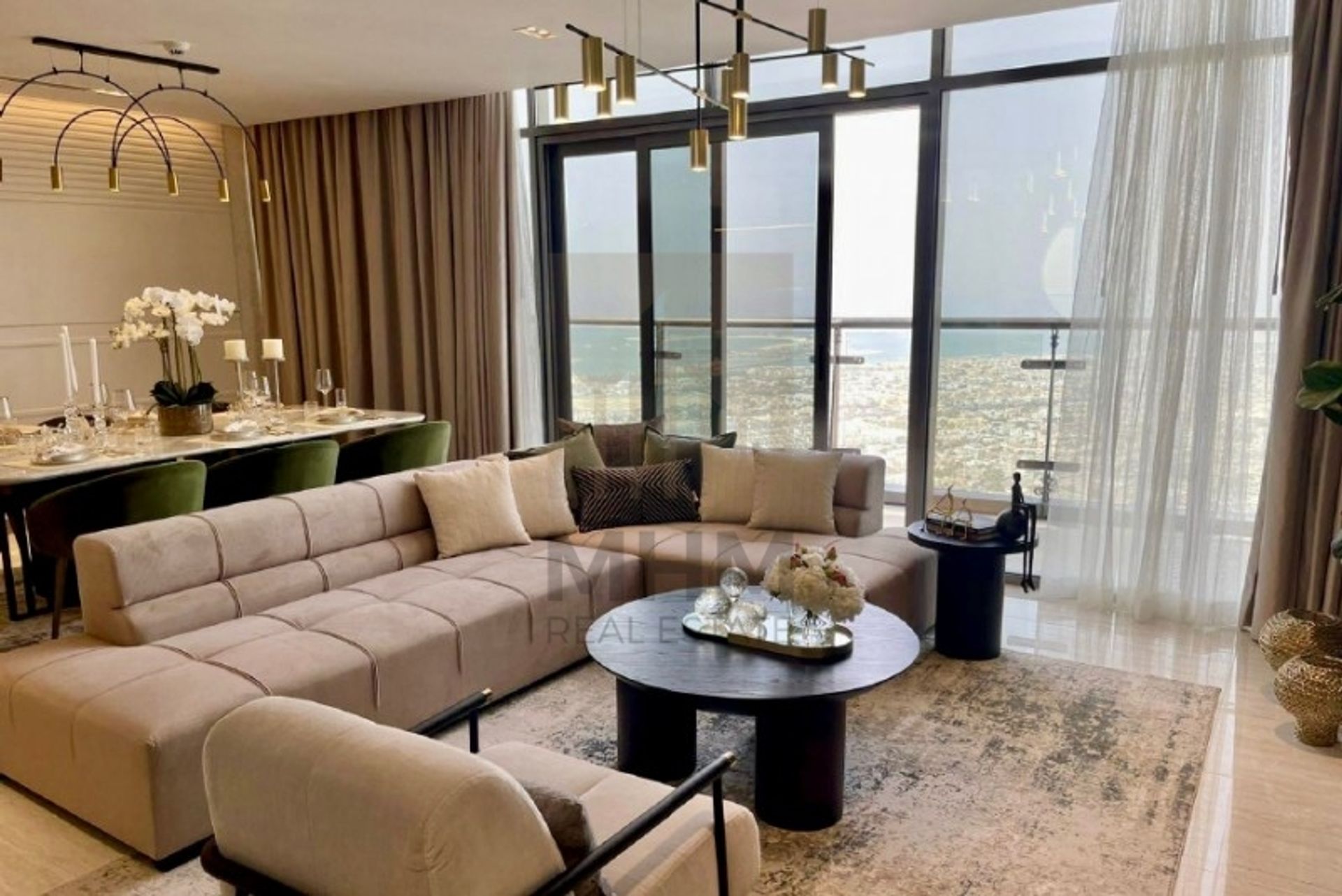 Condominium in Dubai, Dubayy 12043710