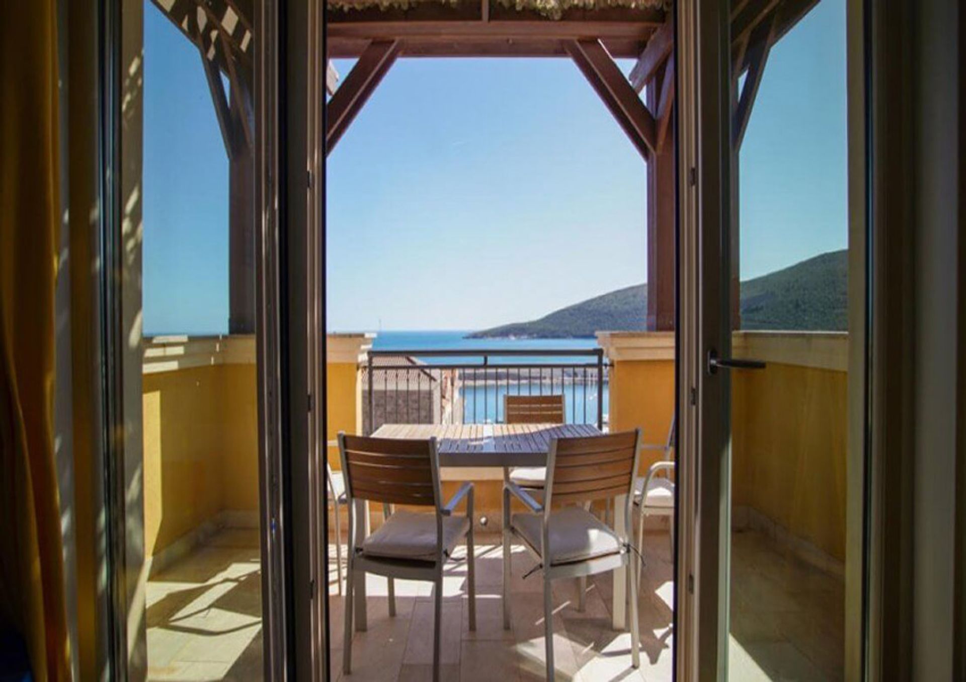 Condominium in Petrovići, Herceg Novi 12046366