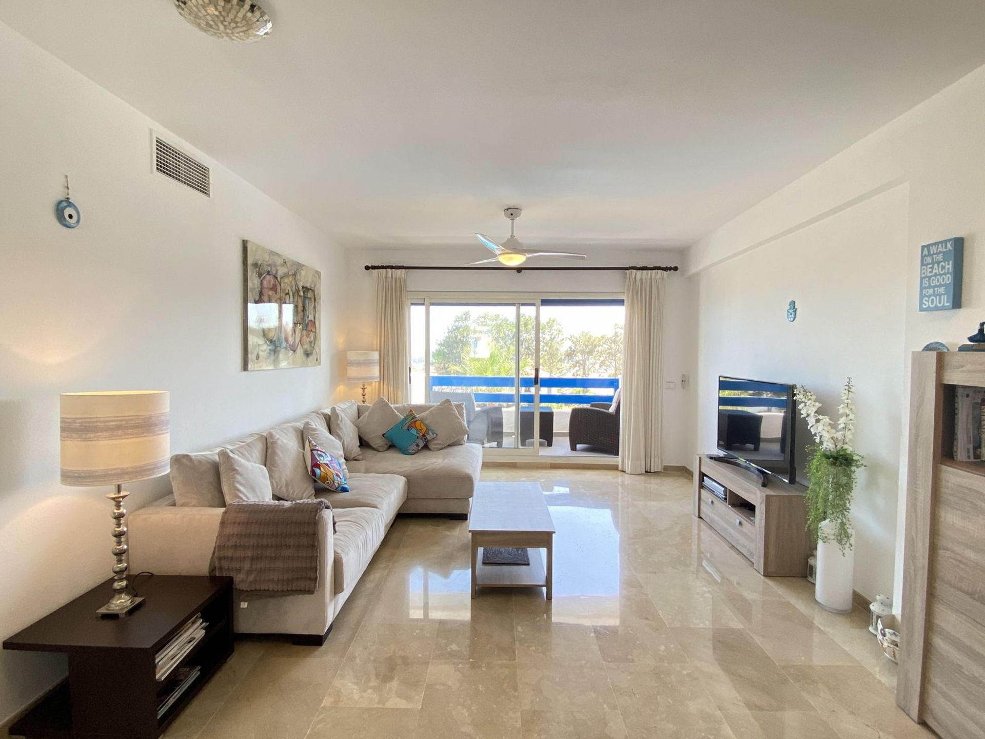 Condominio en Manilva, Andalucía 12046802