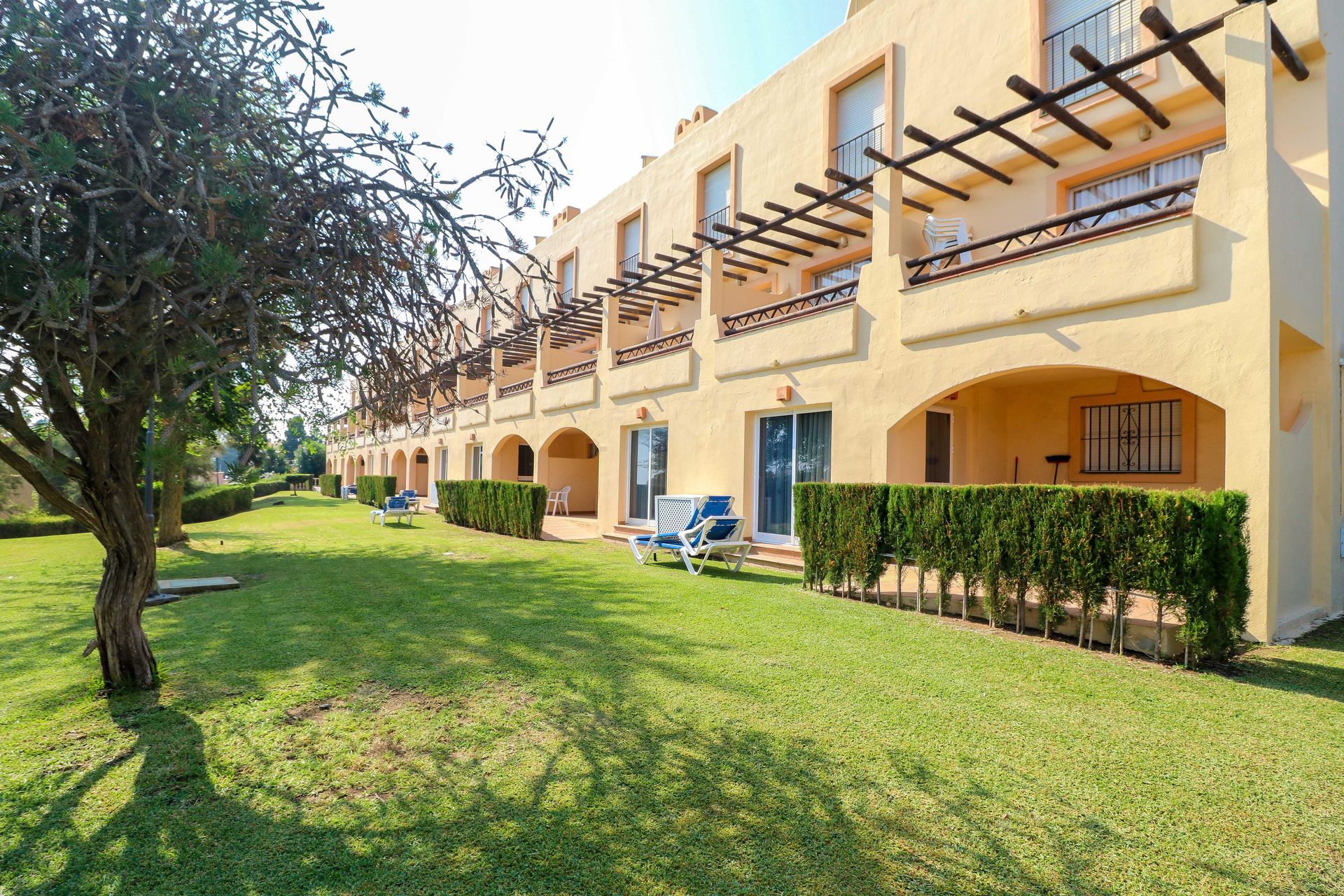 Condominium in Las Lagunas, Andalusia 12047008