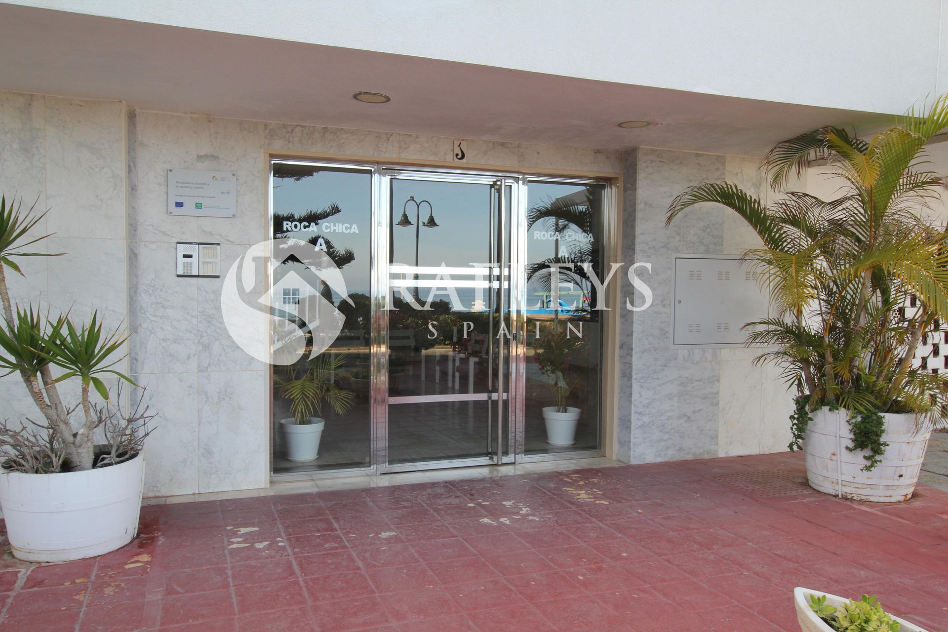 Condominium dans , Andalusia 12047020