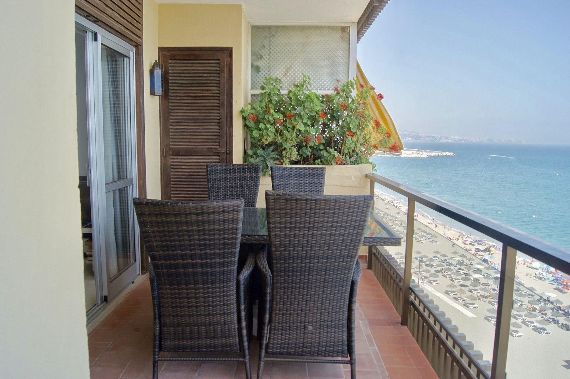 Condominium in Fuengirola, Andalusië 12047027