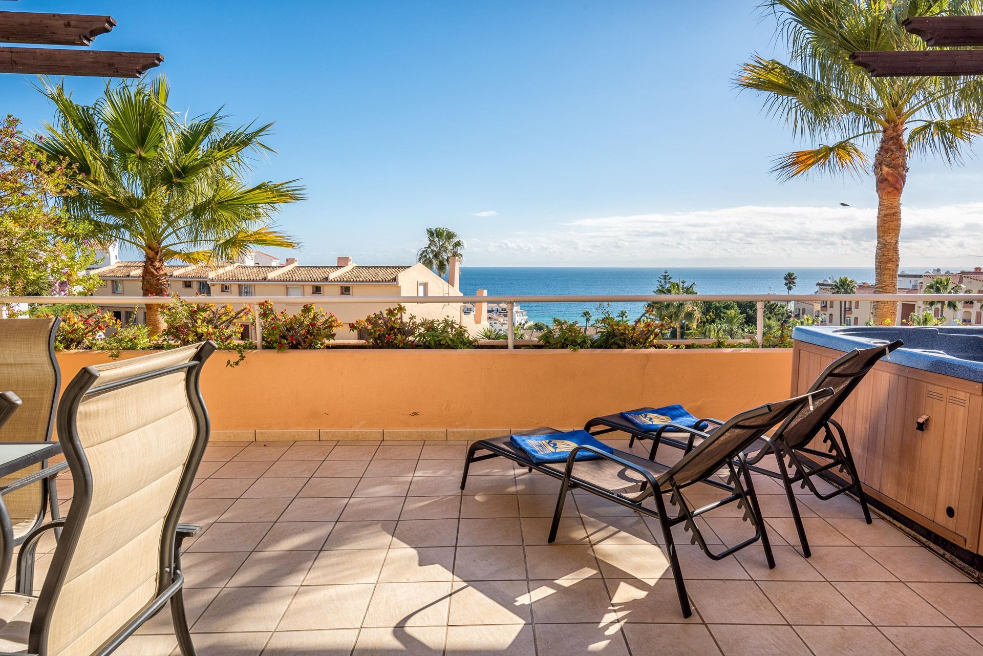 Condominium dans Mijas, Andalousie 12047039