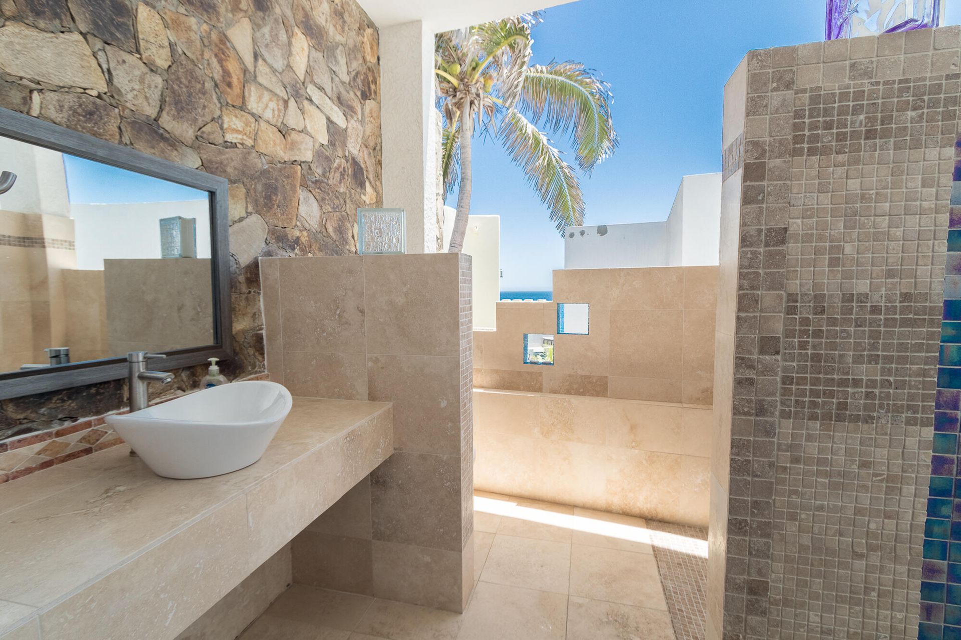 House in Cabo San Lucas, Boulevard Paseo de la Marina 12047761