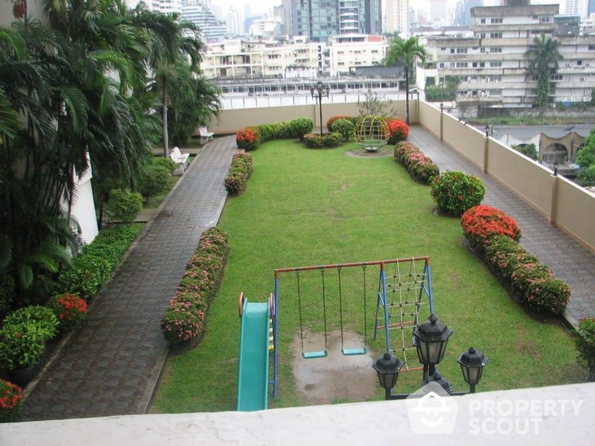 Condominium in , Krung Thep Maha Nakhon 12048369