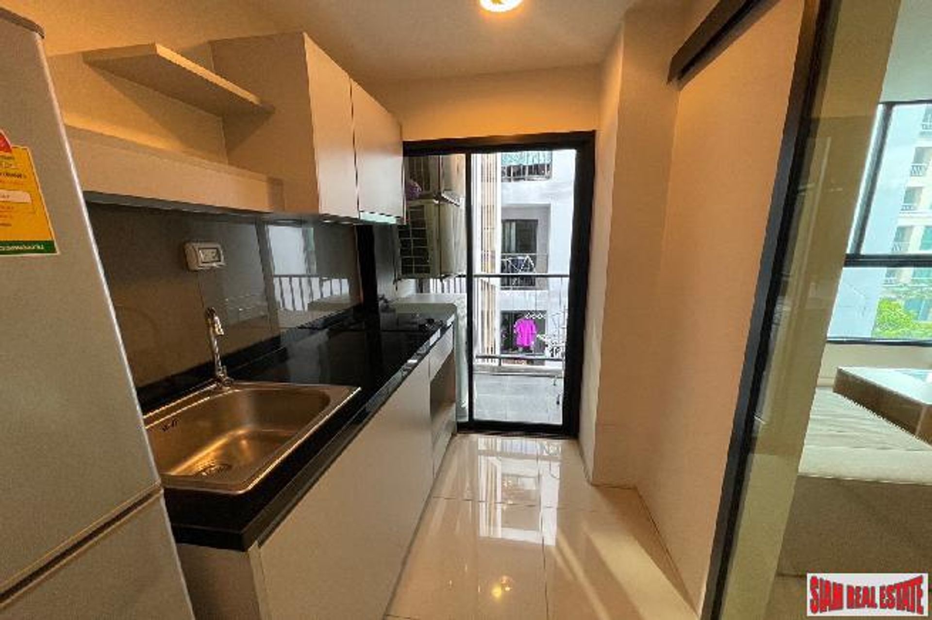 Condominio nel Wattana, Krung Thep Maha Nakhon 12049608