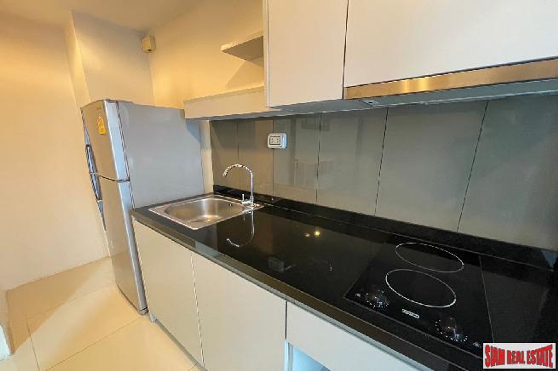 Condominio nel Wattana, Krung Thep Maha Nakhon 12049608