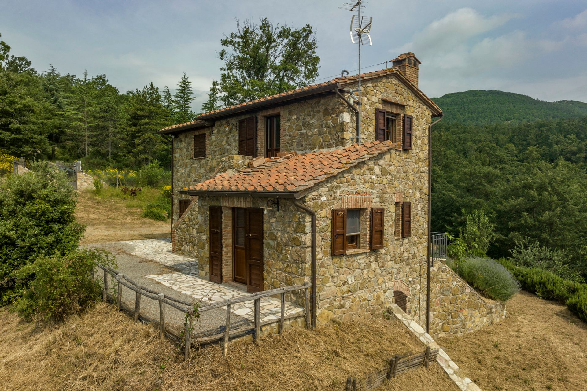 Rumah di Cetona, Tuscany 12050393