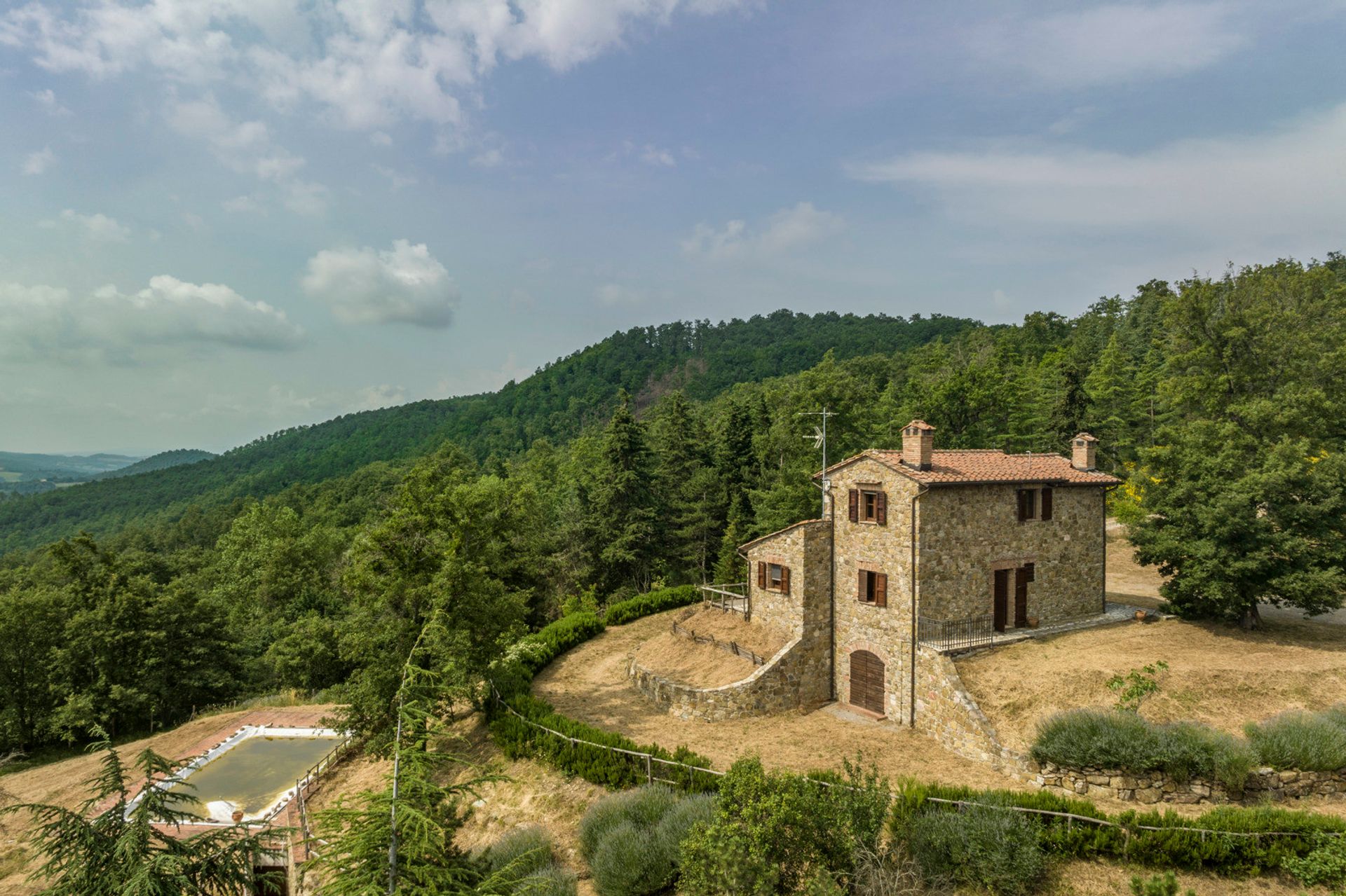 Rumah di Cetona, Tuscany 12050393