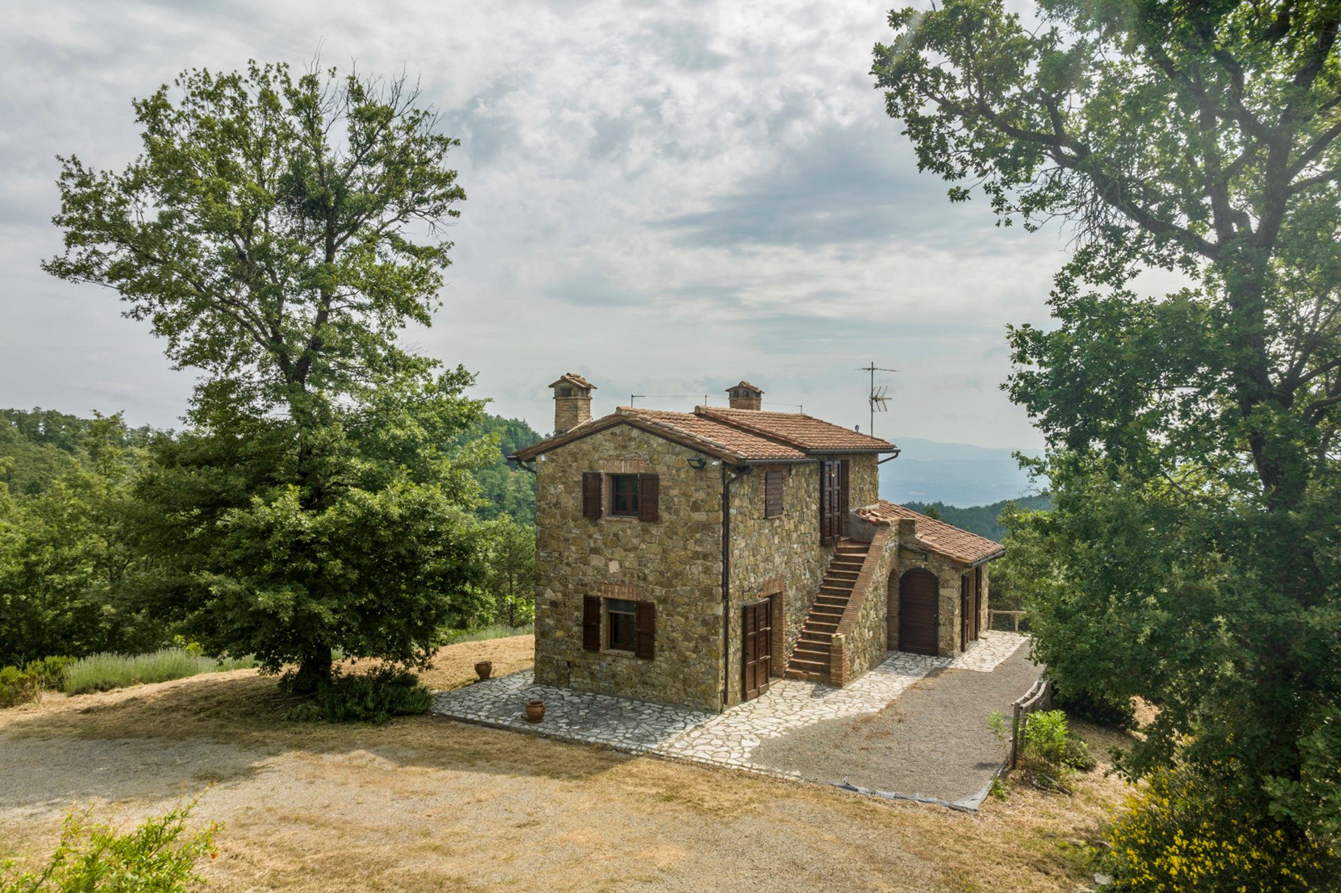 Rumah di Cetona, Tuscany 12050393