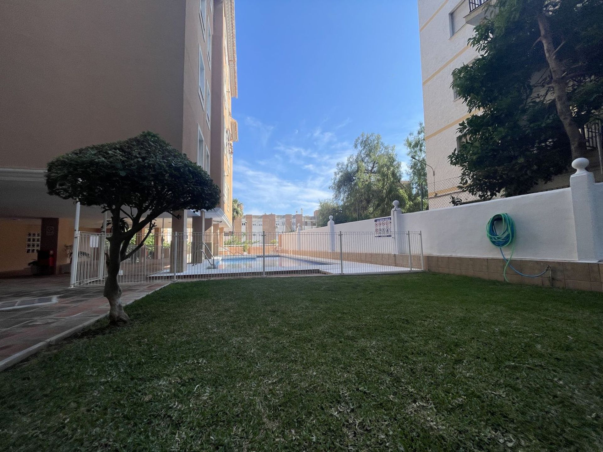 Condominio nel Benalmádena, Andalusia 12050626