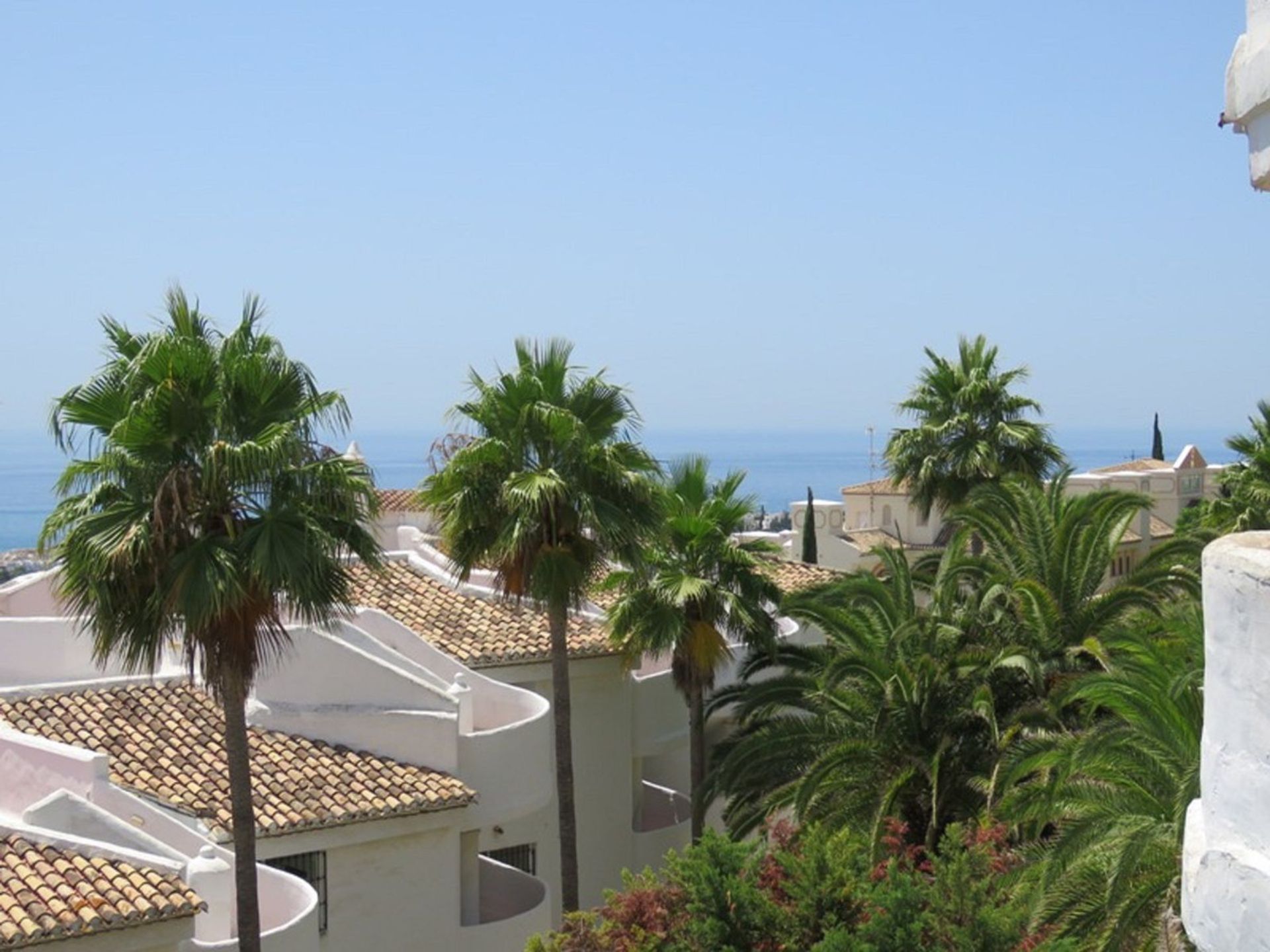 Condominium in Fuengirola, Andalusia 12050746