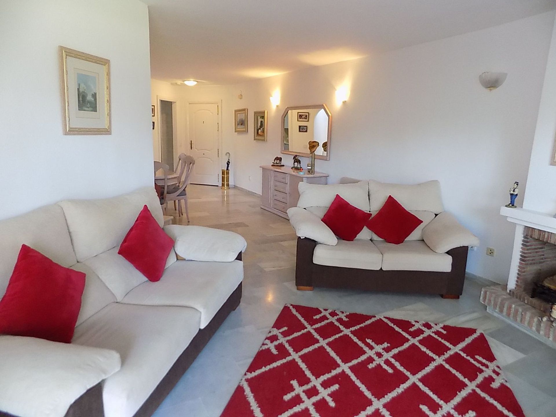 Condominium in Las Lagunas de Mijas, Andalucía 12050946