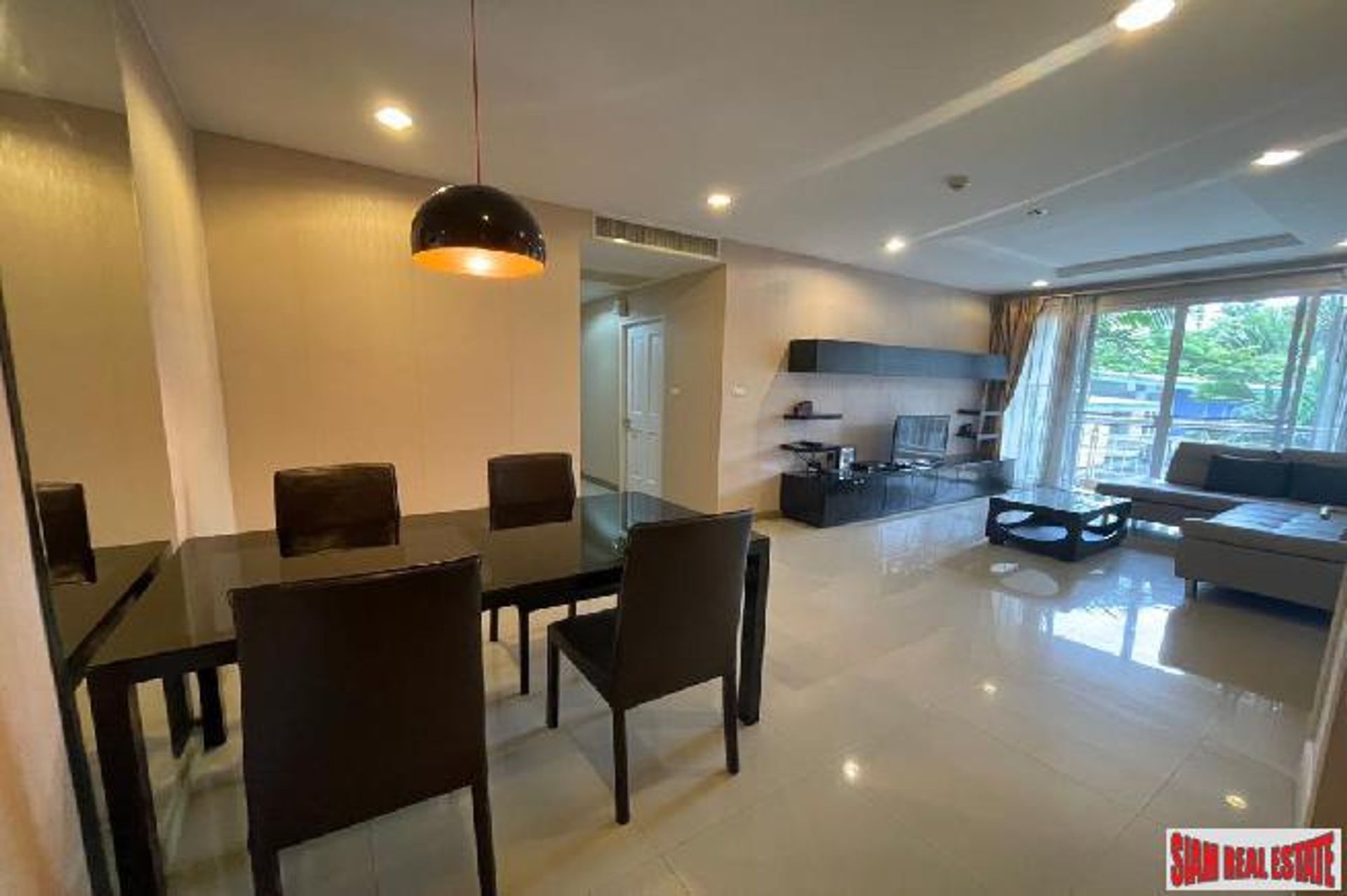 Condominium in Watthana, Krung Thep Maha Nakhon 12056363