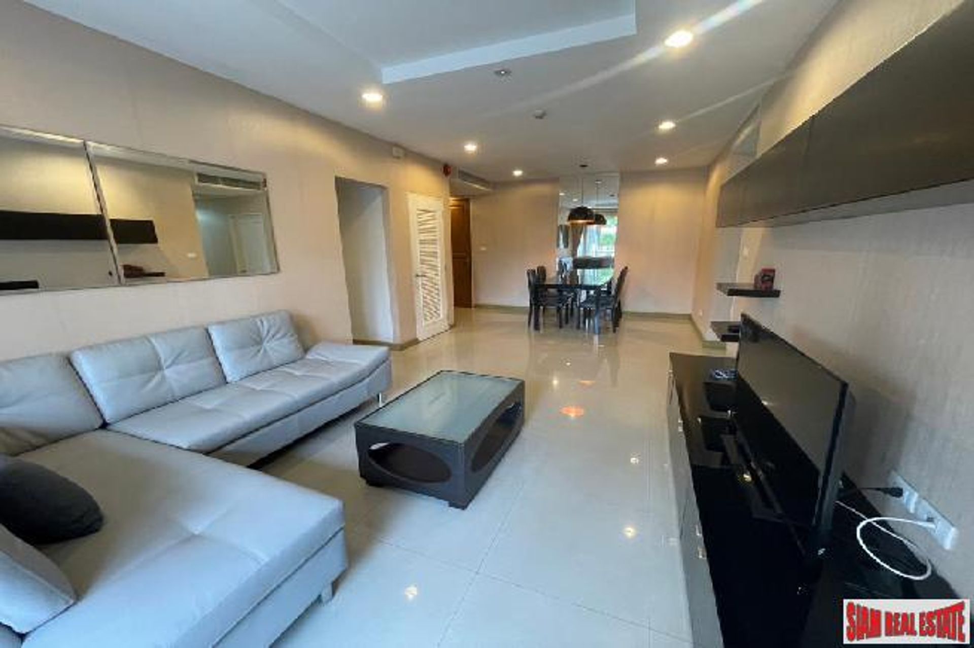 Condominium in Watthana, Krung Thep Maha Nakhon 12056363