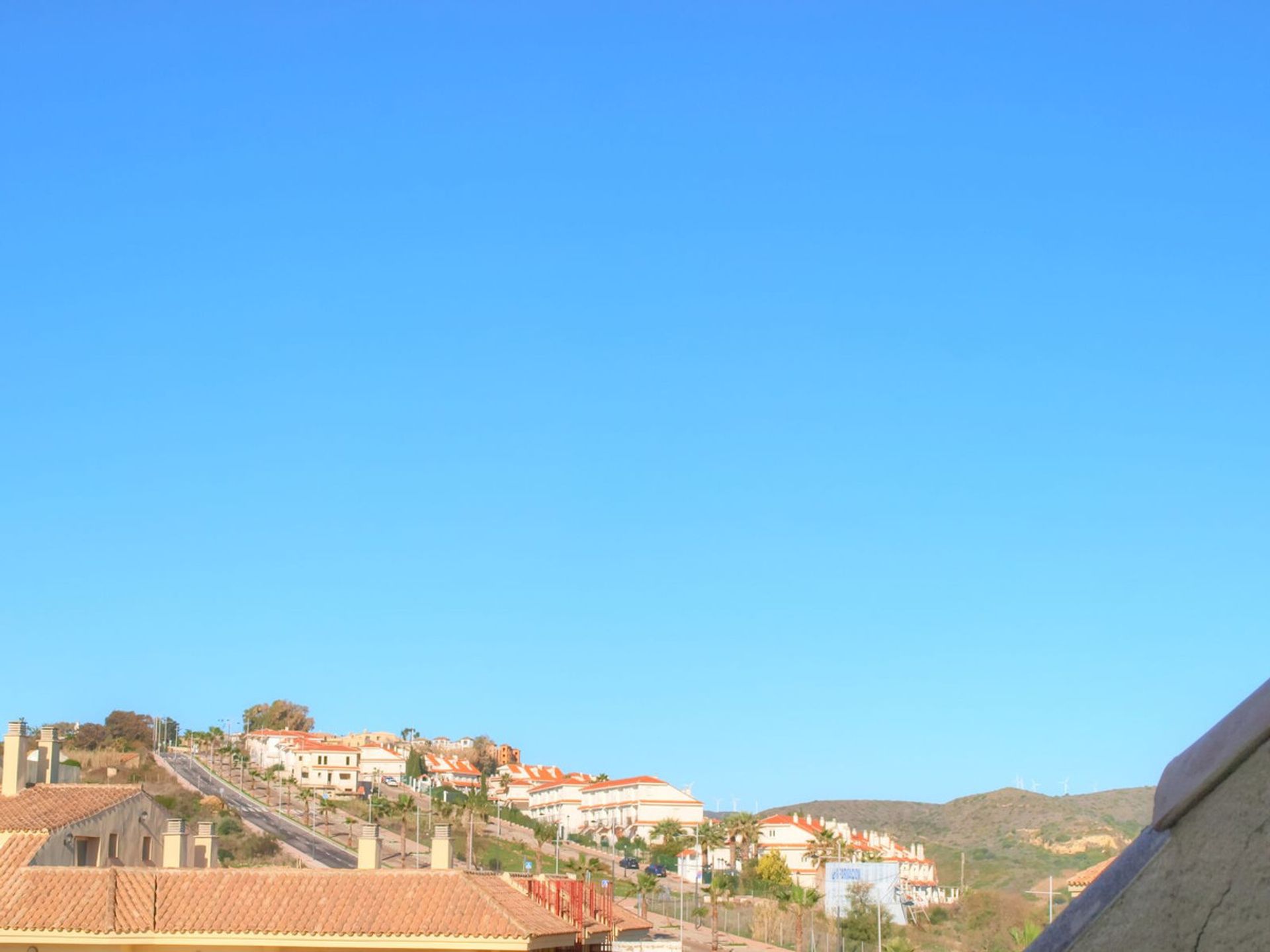 房子 在 Puerto de la Duquesa, Andalusia 12057353