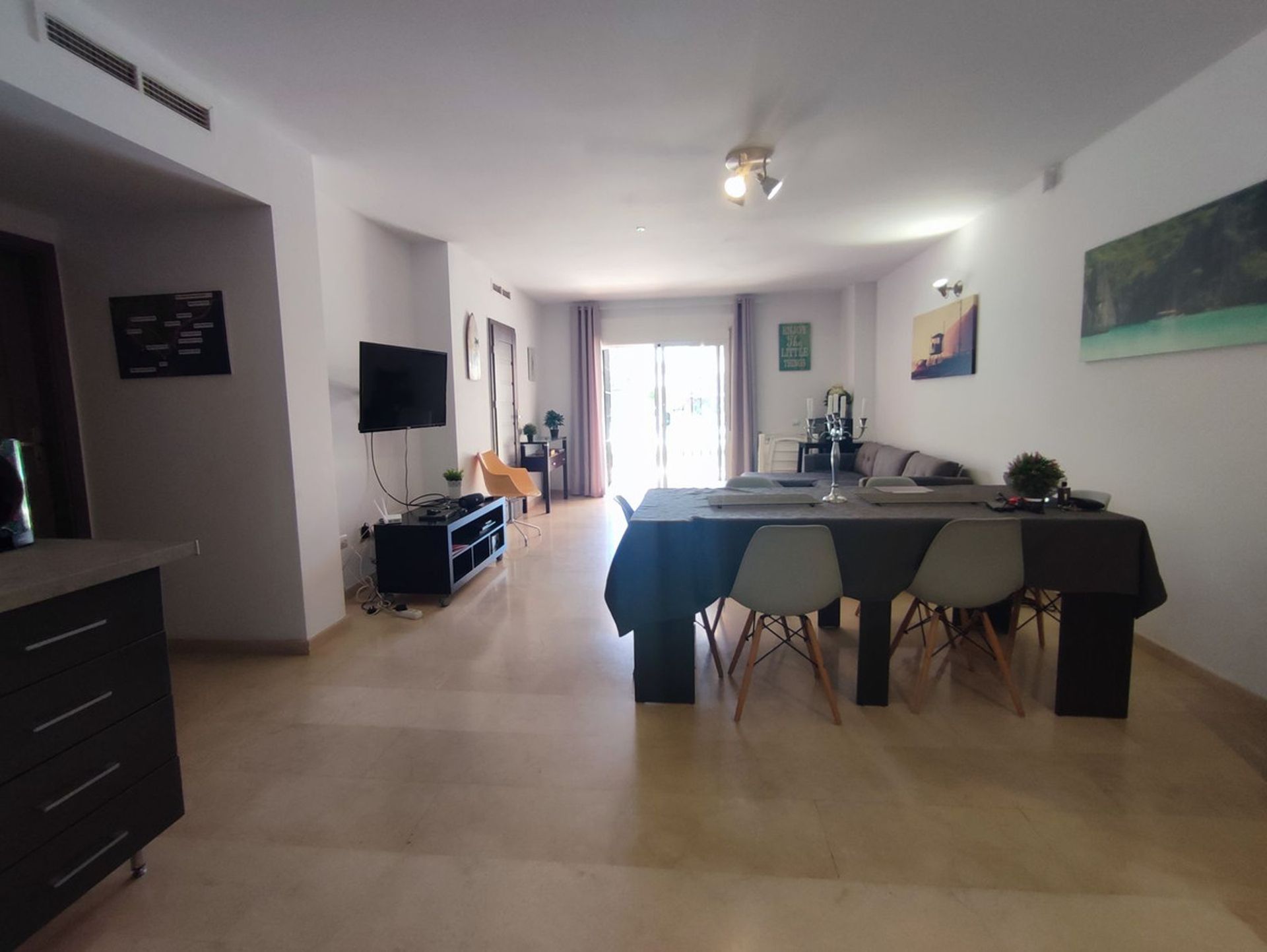 Condominium dans Puerto de la Duquesa, Andalusia 12057388