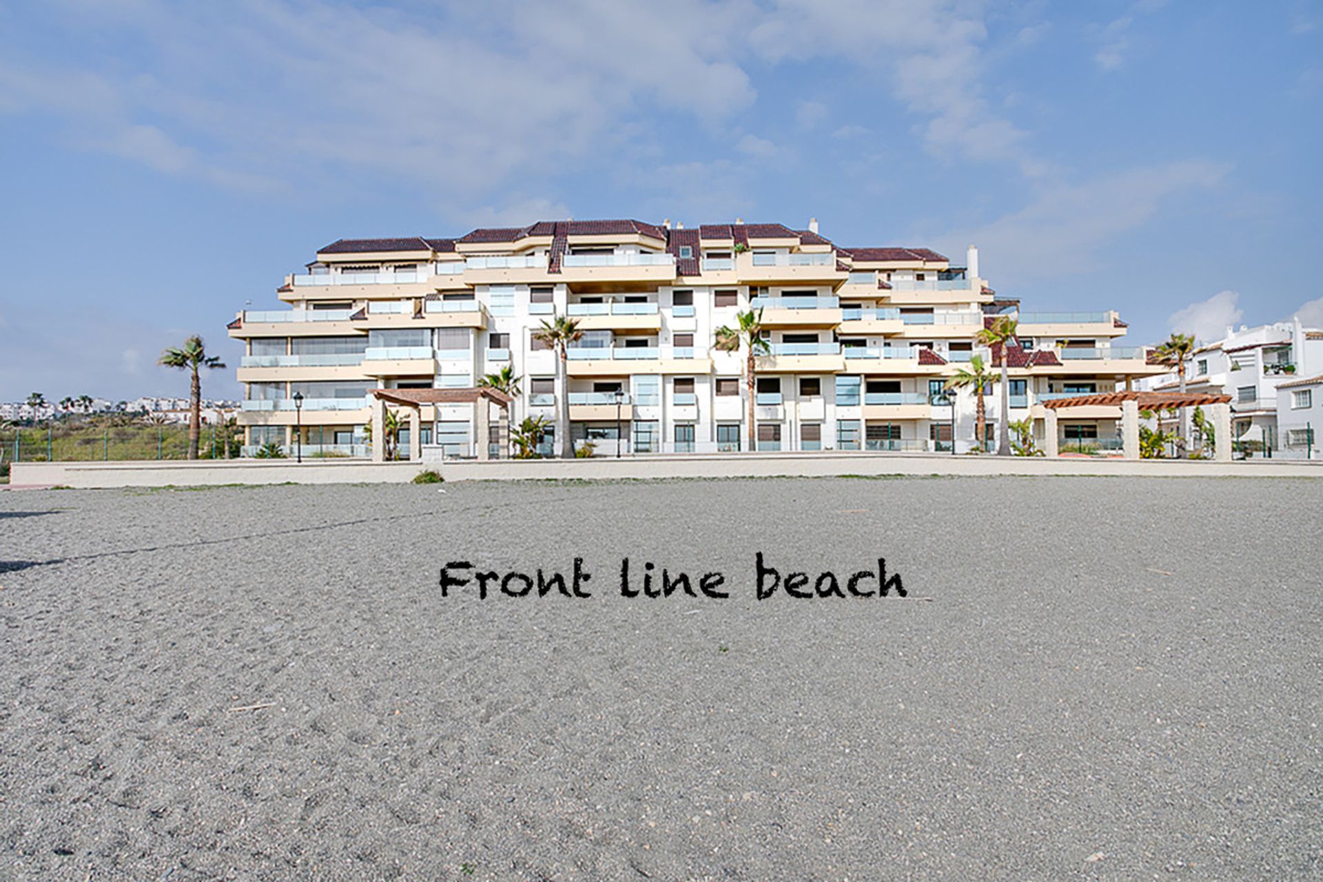 Condominium in Castillo de Sabinillas, Andalusië 12057424