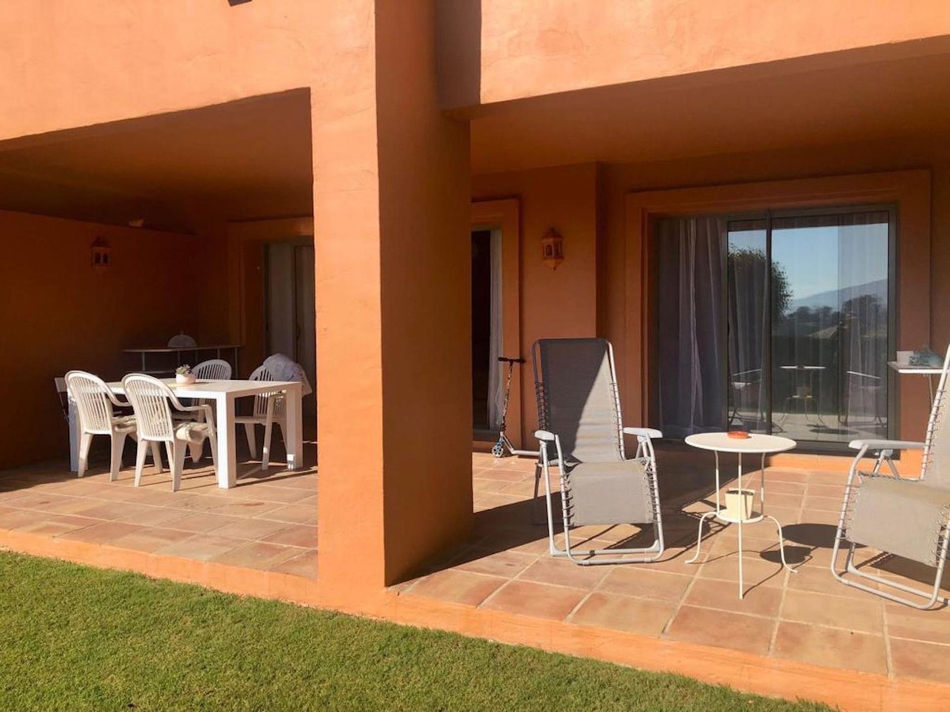 Condominium dans La Atalaya, Andalucía 12057454