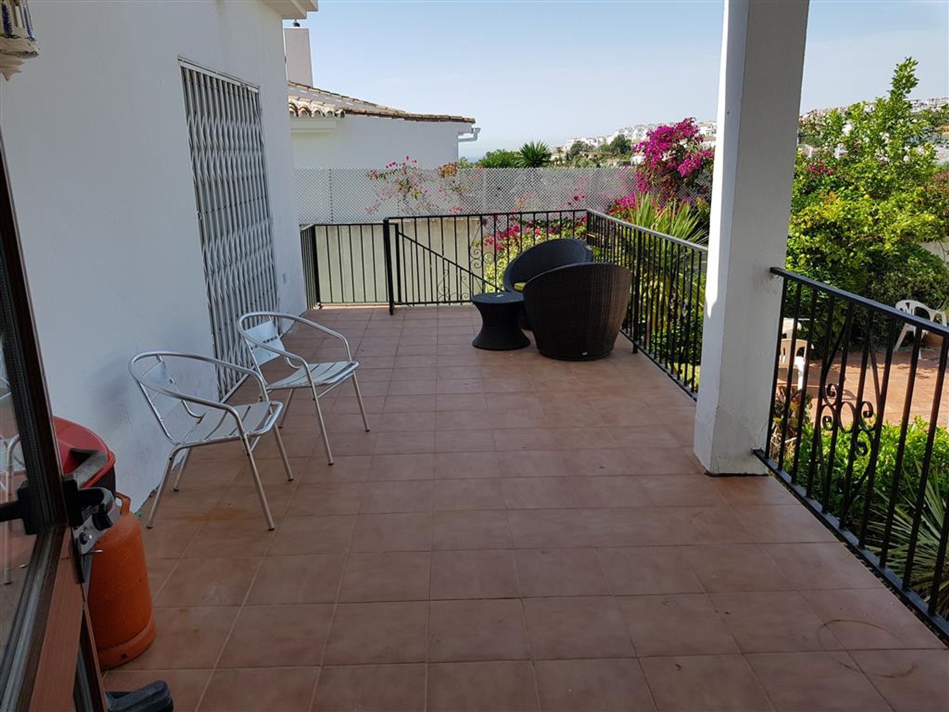 Huis in Puerto de la Duquesa, Andalusia 12057483