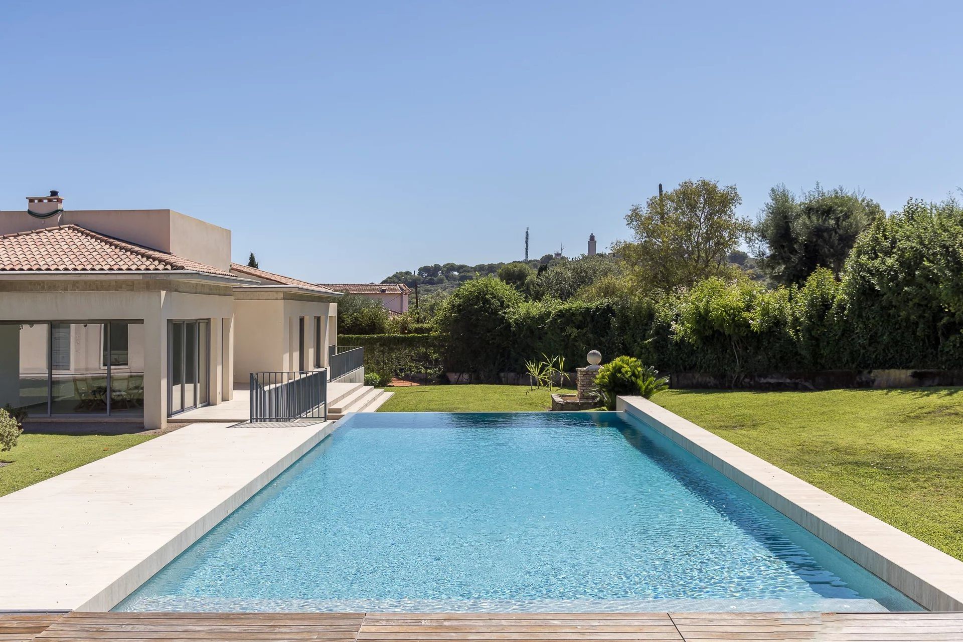 Hus i Antibes, Provence-Alpes-Cote d'Azur 12057533