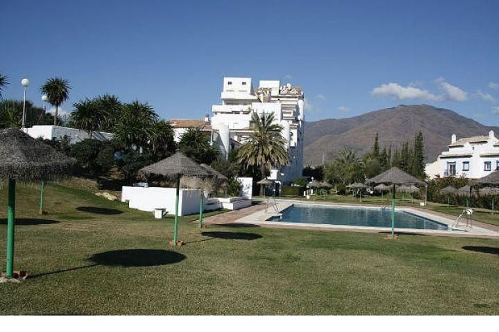 Condominio nel Estepona, Andalucía 12057539