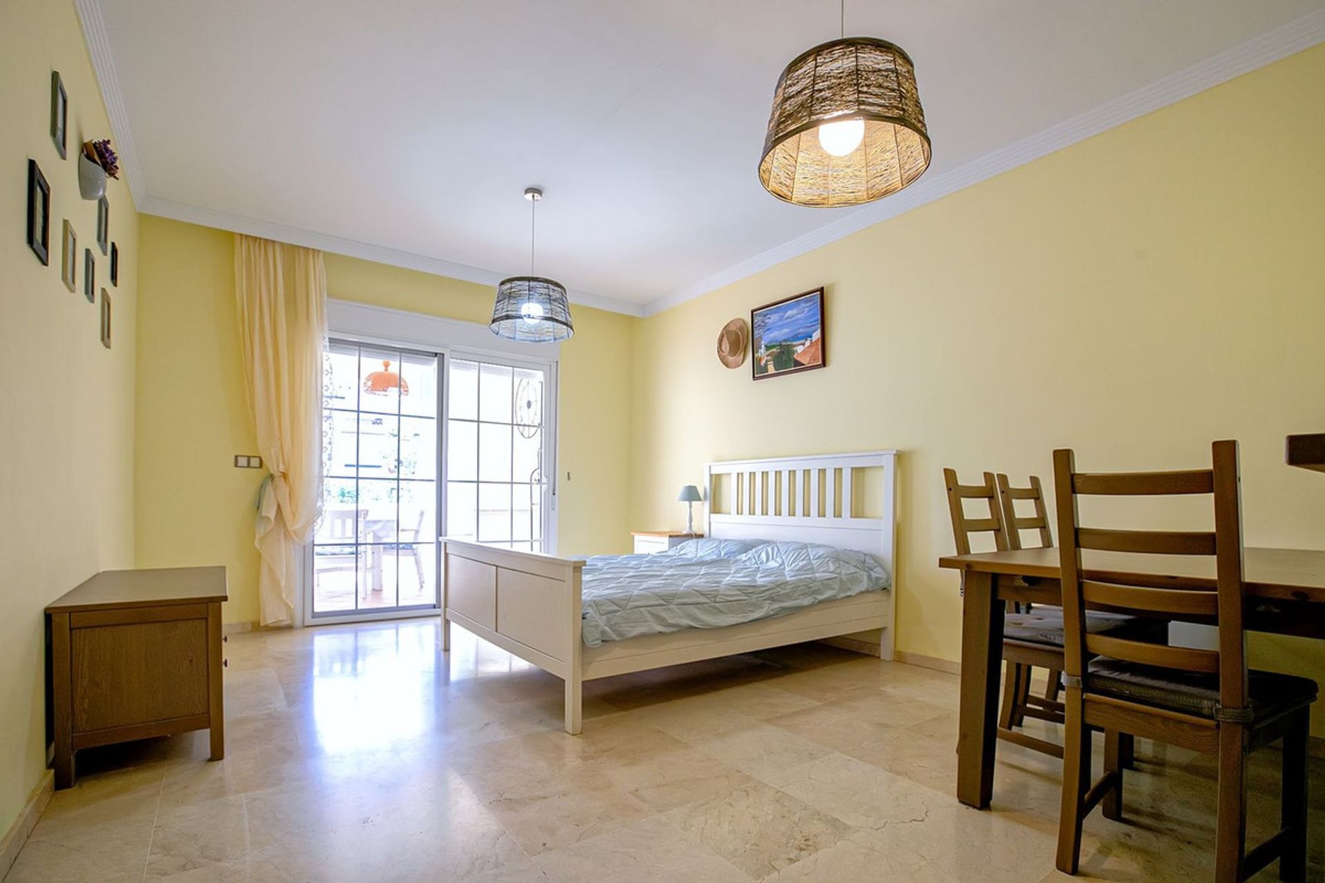 Condominium in Castillo de Sabinillas, Andalusia 12057580